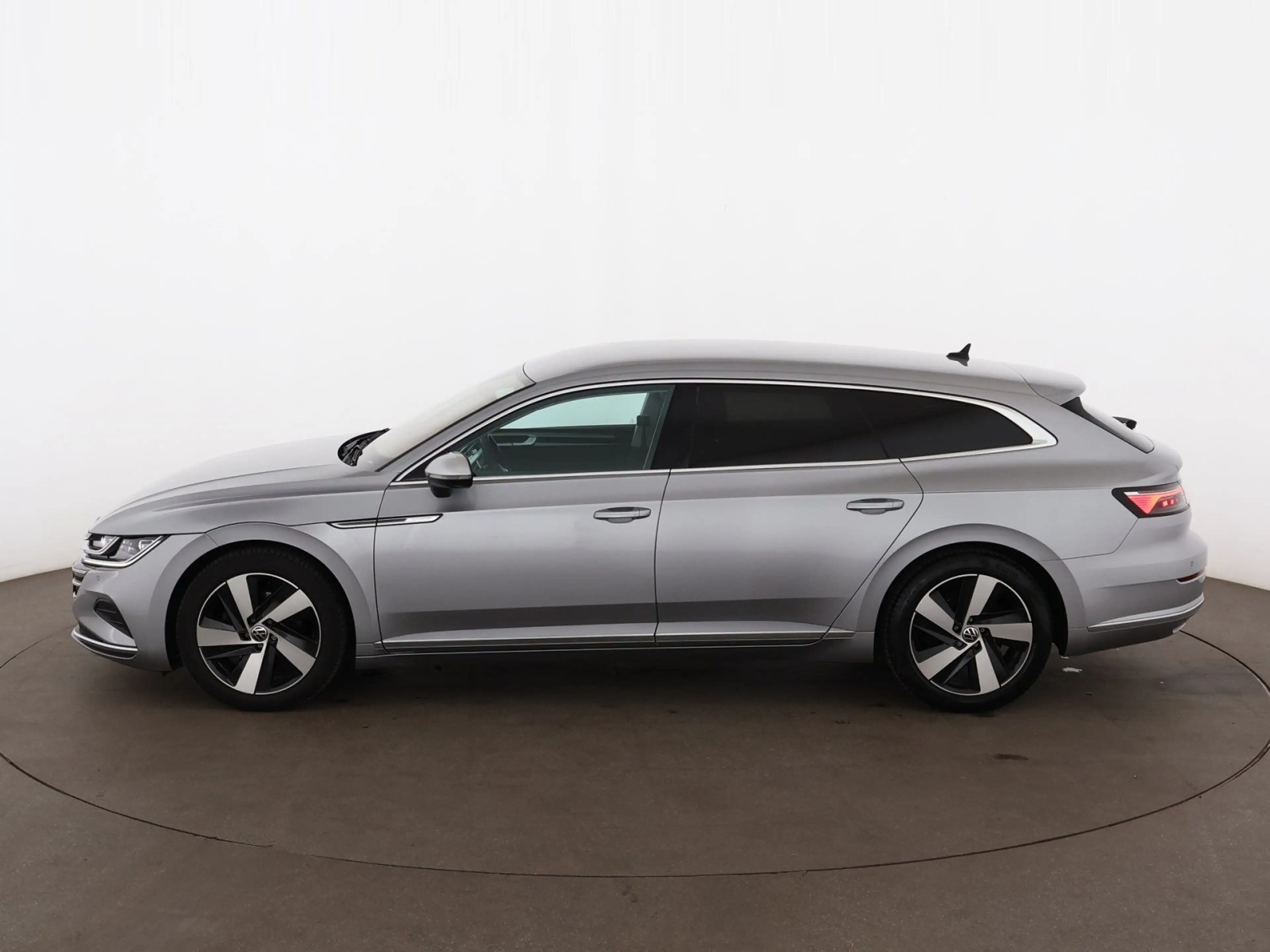 Volkswagen Arteon SB 2.0 TDI Elegance Aut MATRIX STANDHZG — photo 6