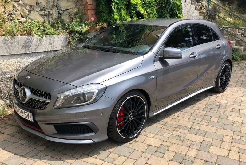 Mercedes-Benz A 45 AMG 4-Matic Speedshift DCT