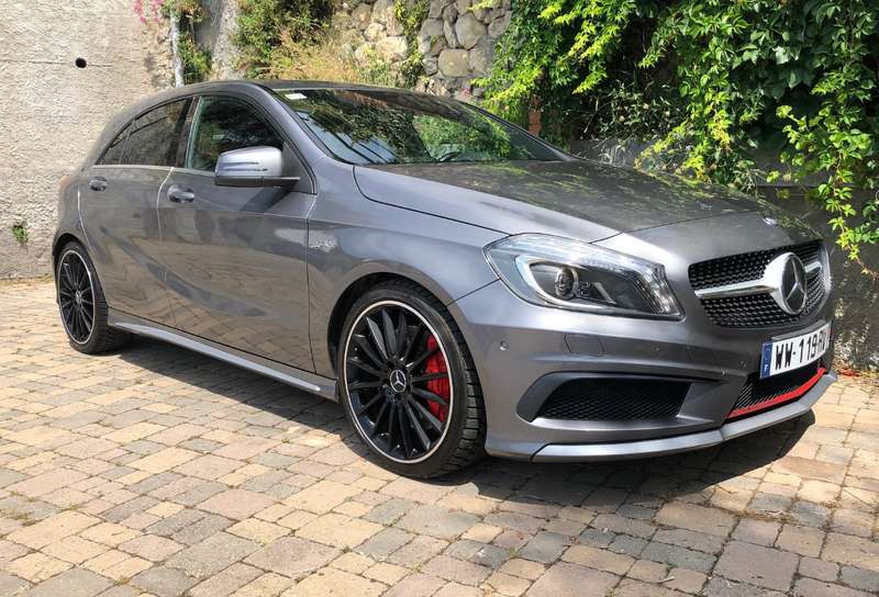 Mercedes-Benz A 45 AMG 4-Matic Speedshift DCT