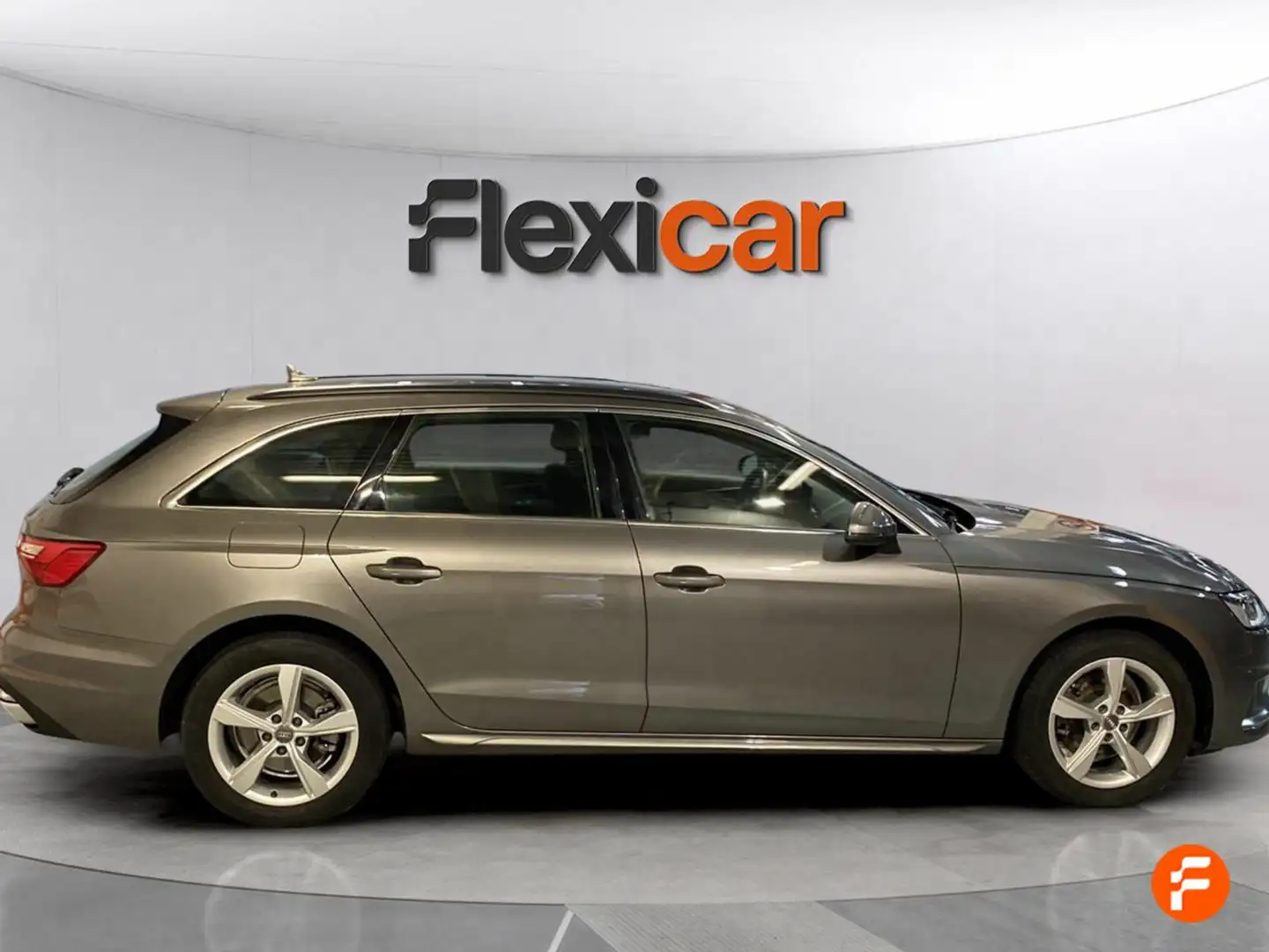 Audi A4 Avant 35 TDI Advanced S tronic 120kW Gris - 2