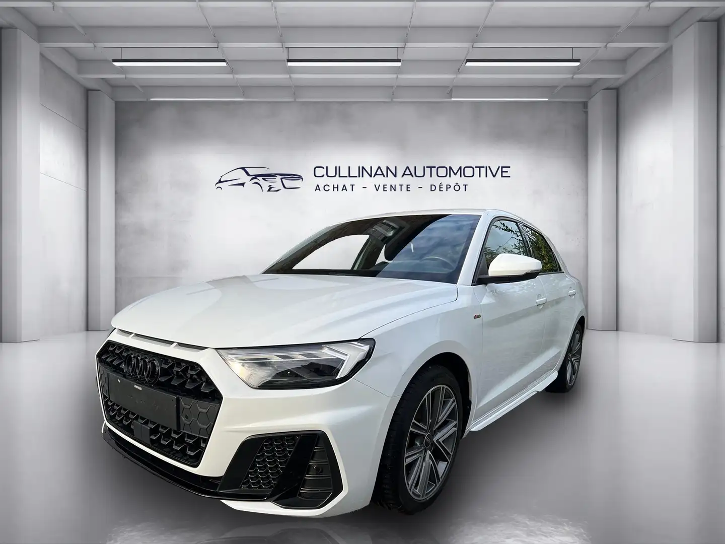 Audi A1 S-Line / Phares Full LED / CarPlay / S. chauffants Blanc - 1