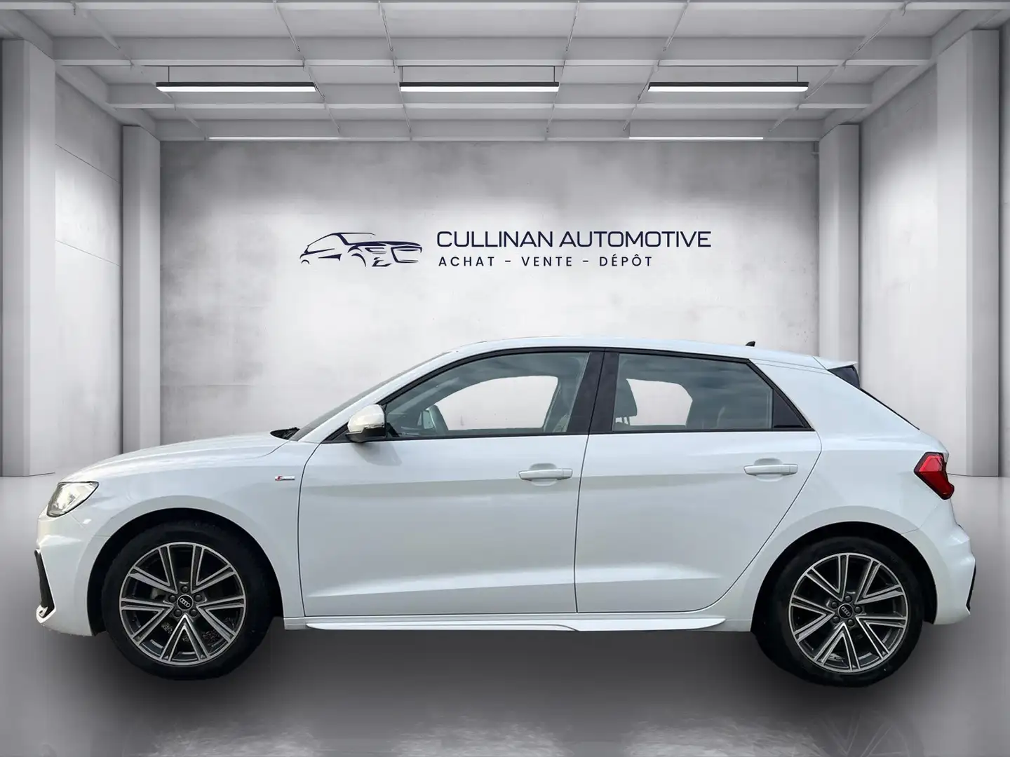 Audi A1 S-Line / Phares Full LED / CarPlay / S. chauffants Blanc - 2