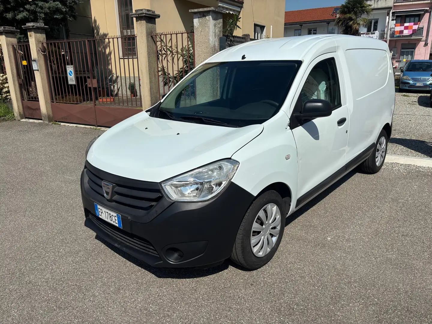 Dacia Dokker 1.5 dci 75cv Білий - 1