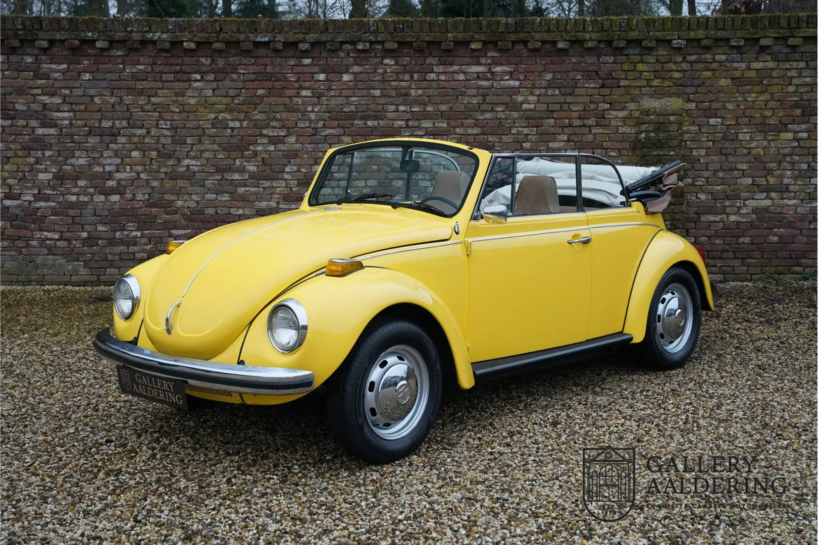 Volkswagen Beetle 1302 Cabriolet Very nice driver-condition! Livery Geel - 1