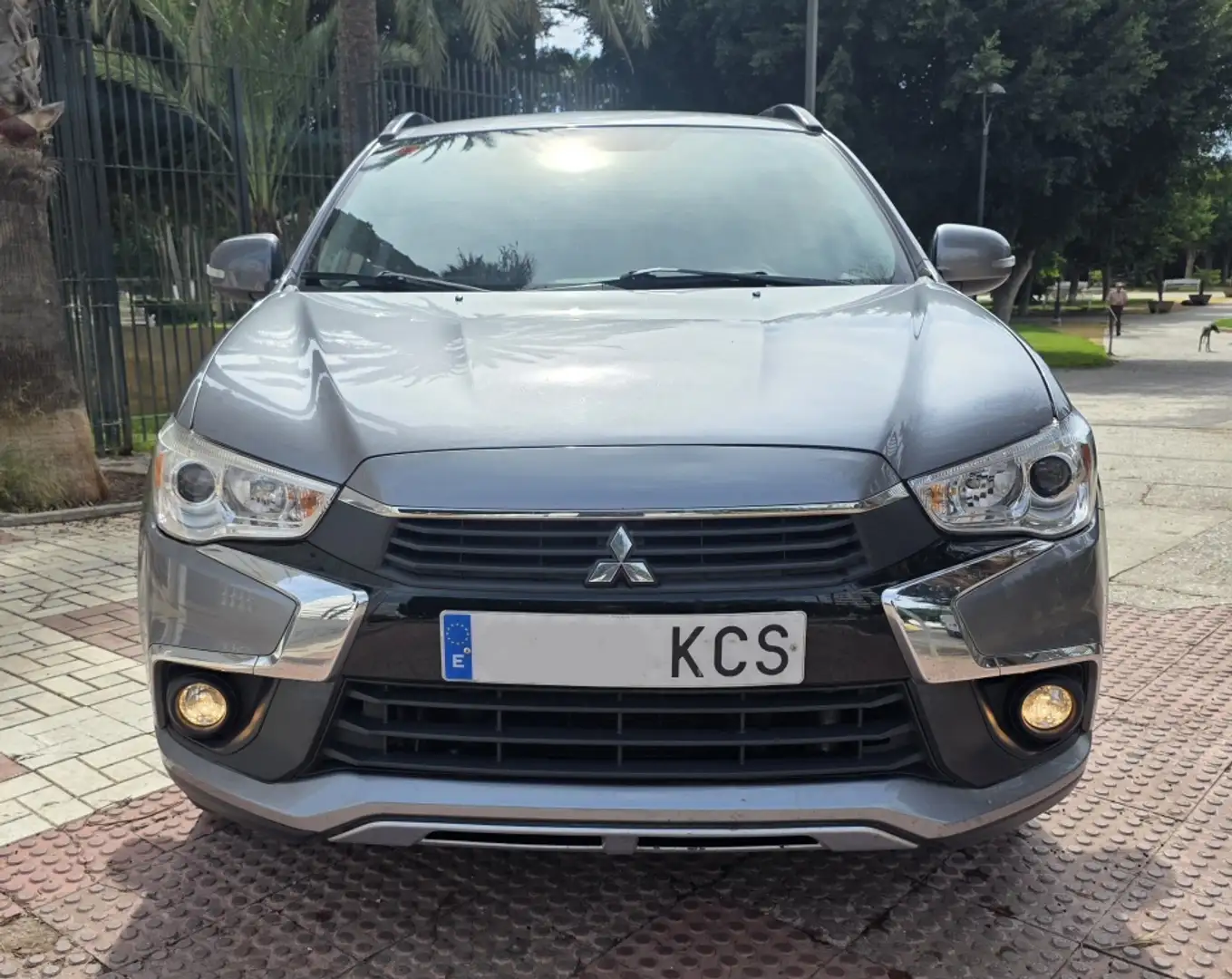 Mitsubishi ASX 160DI-D Motion Gris - 1
