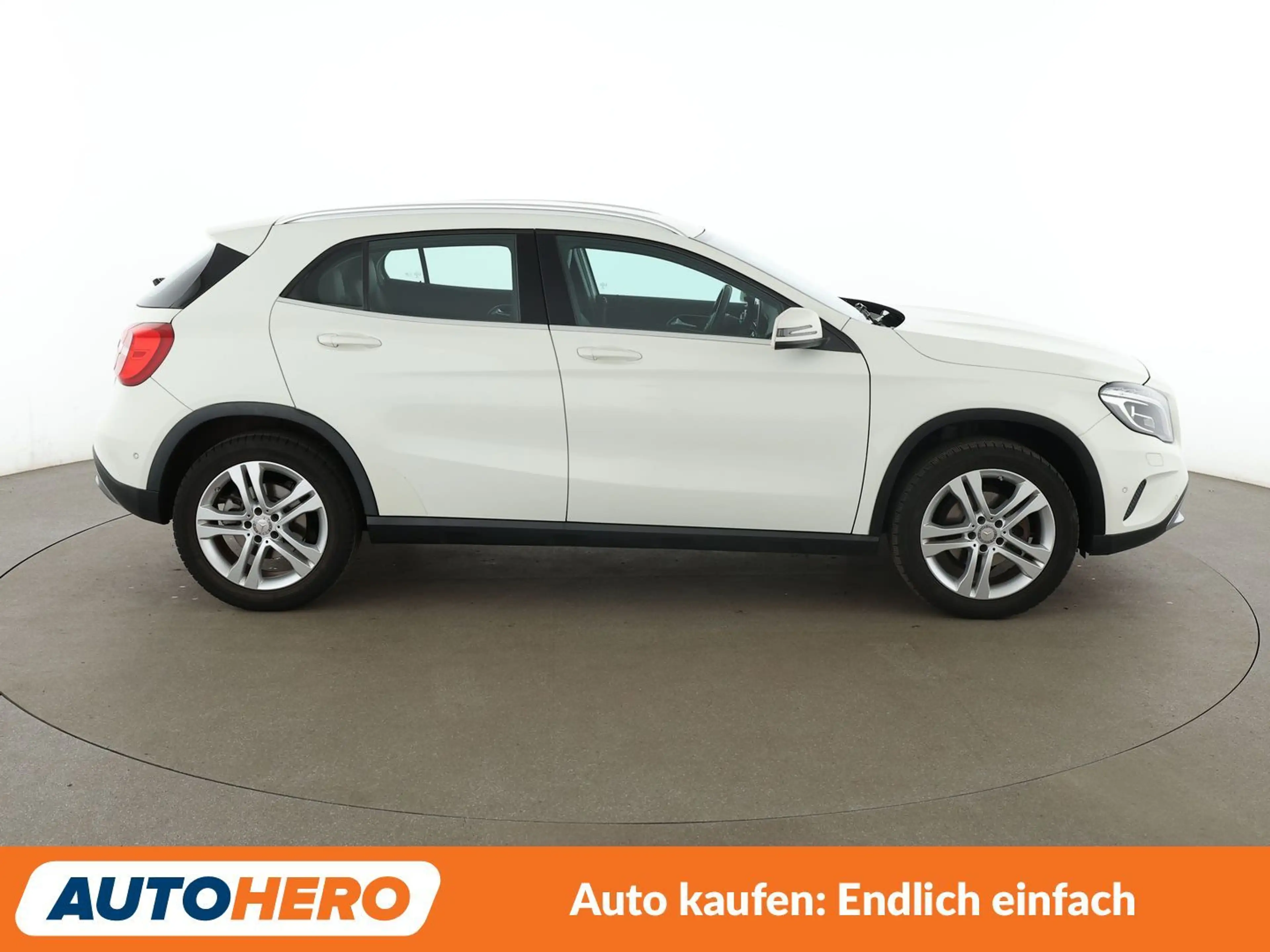 Mercedes-Benz GLA 180 GLA 180 Score Urban *BI-XENON*PDC*SHZ*KLIMA* — photo 7