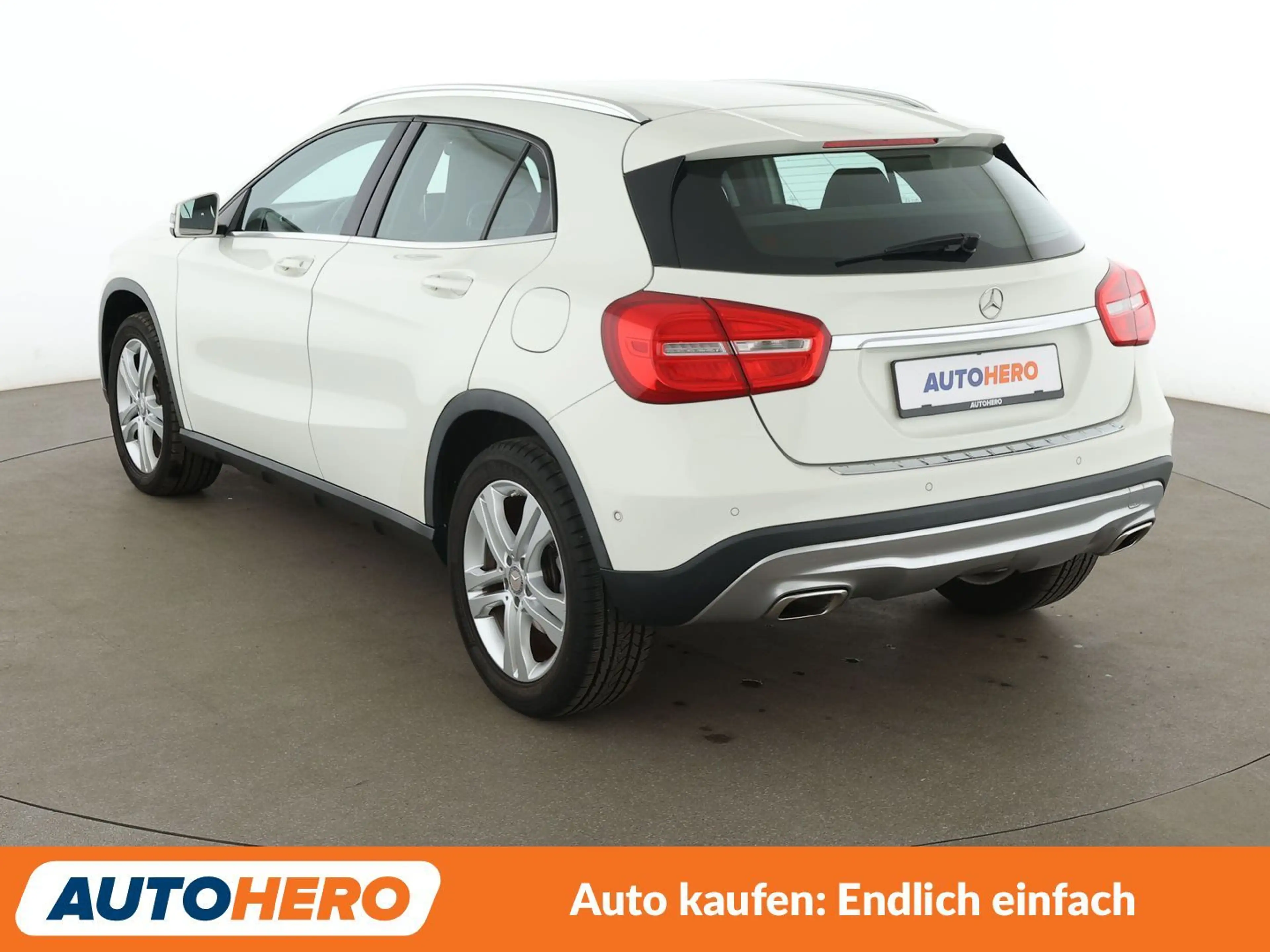 Mercedes-Benz GLA 180 GLA 180 Score Urban *BI-XENON*PDC*SHZ*KLIMA* — photo 4
