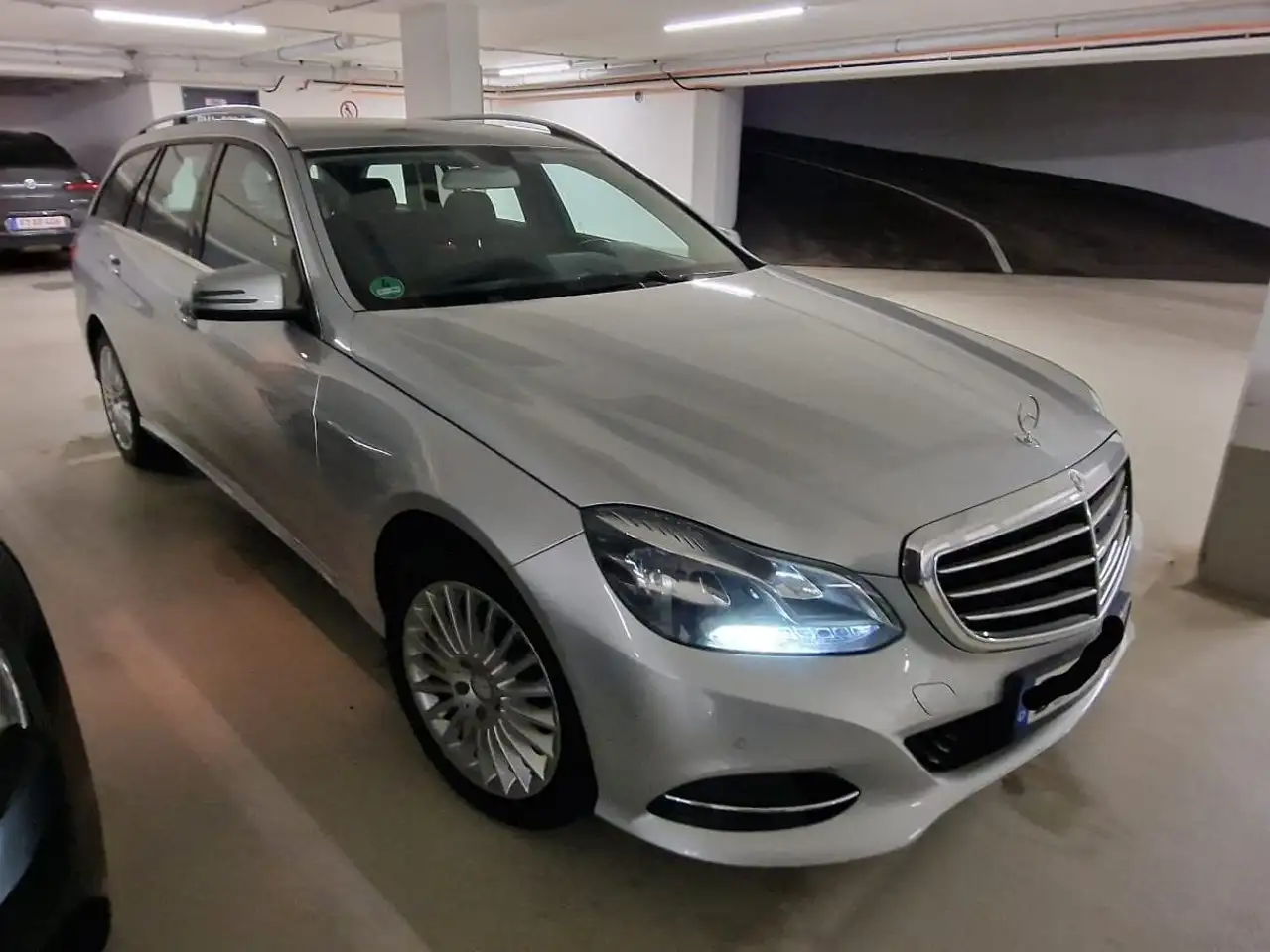 Mercedes-Benz E 200