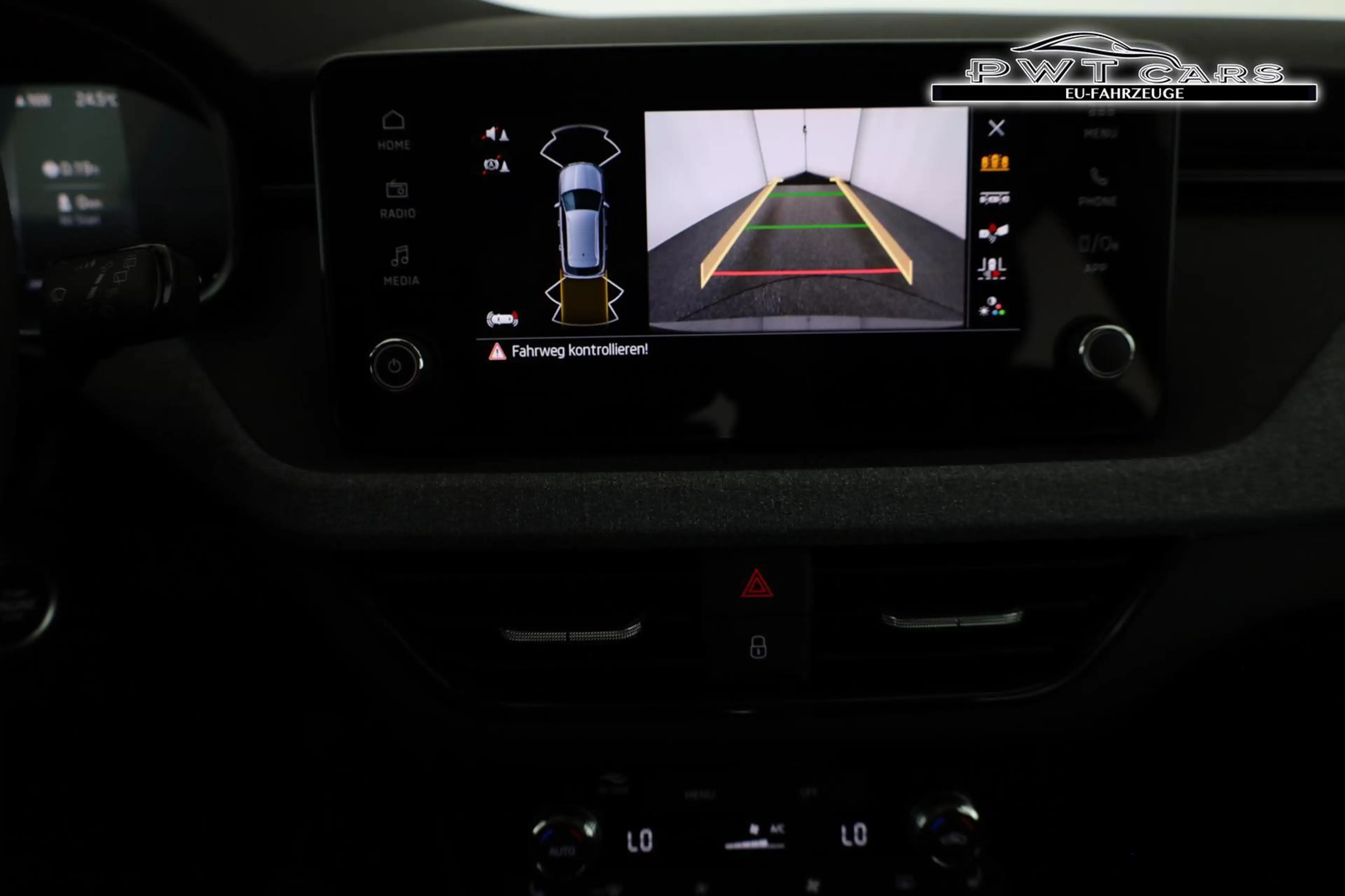 Skoda Kamiq Selection 1.5 TSI DSG Selection, AHK, LED, Kame... — photo 6