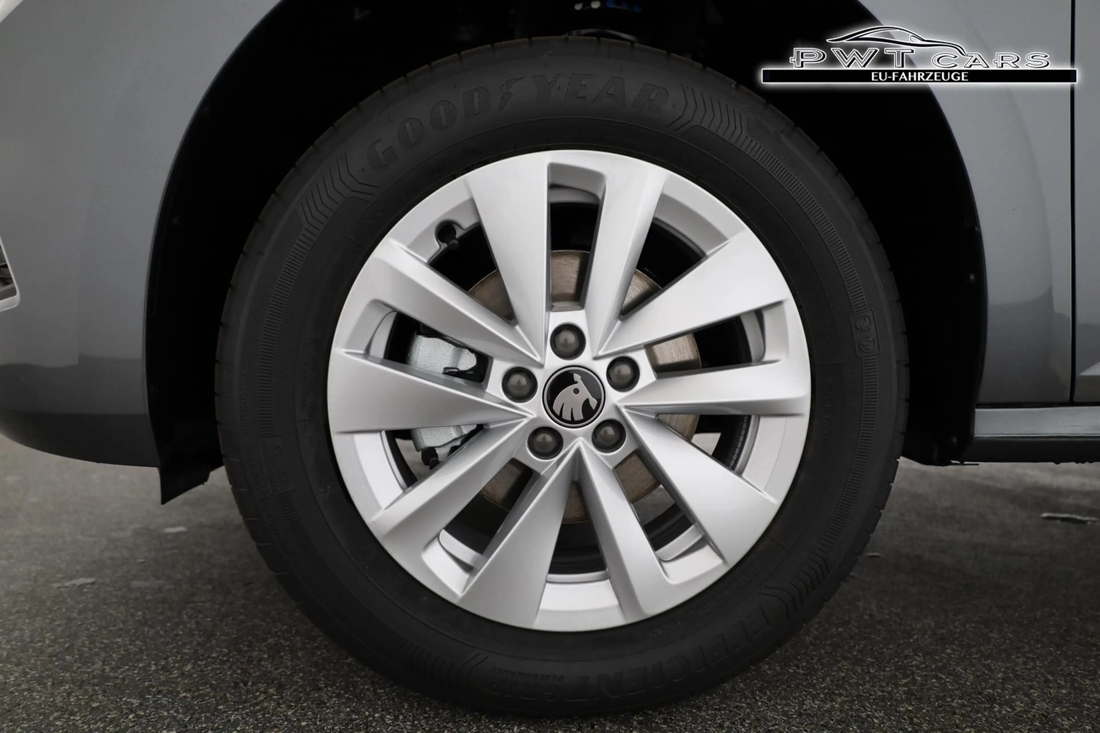Skoda Kamiq Selection 1.5 TSI DSG Selection, AHK, LED, Kame... — photo 15