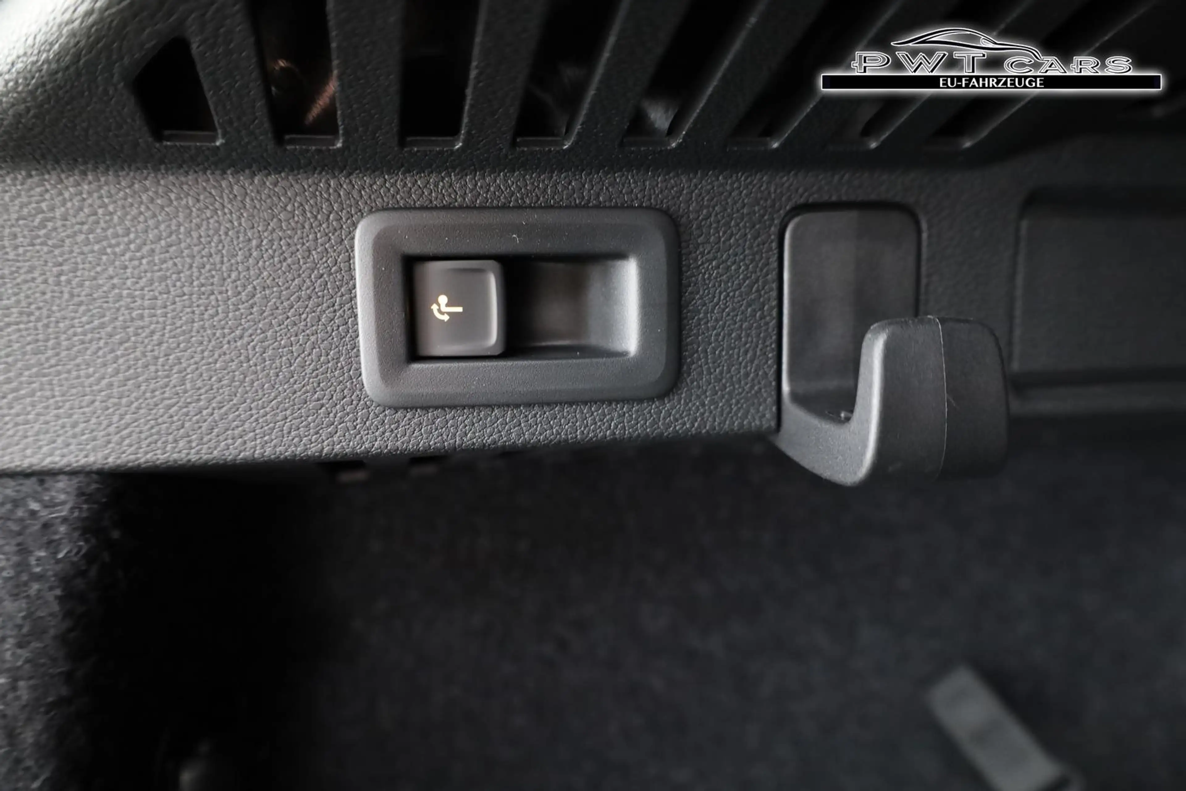 Skoda Kamiq Selection 1.5 TSI DSG Selection, AHK, LED, Kame... — photo 13