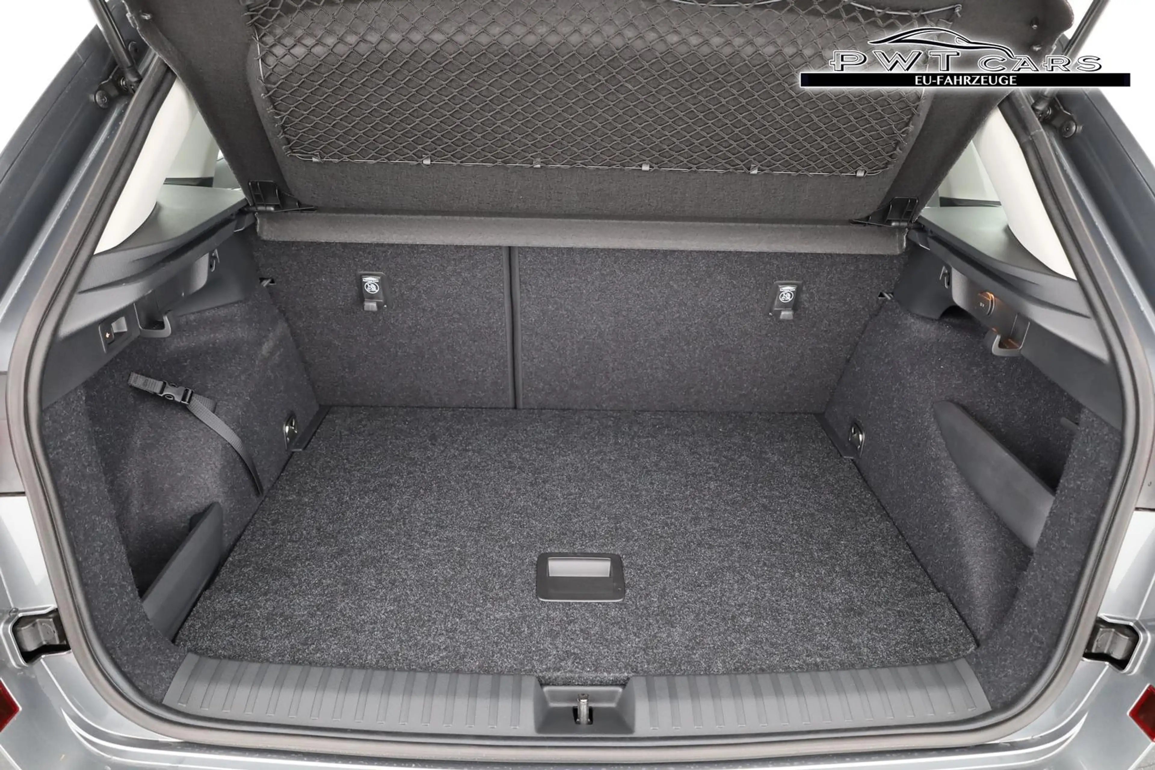 Skoda Kamiq Selection 1.5 TSI DSG Selection, AHK, LED, Kame... — photo 12