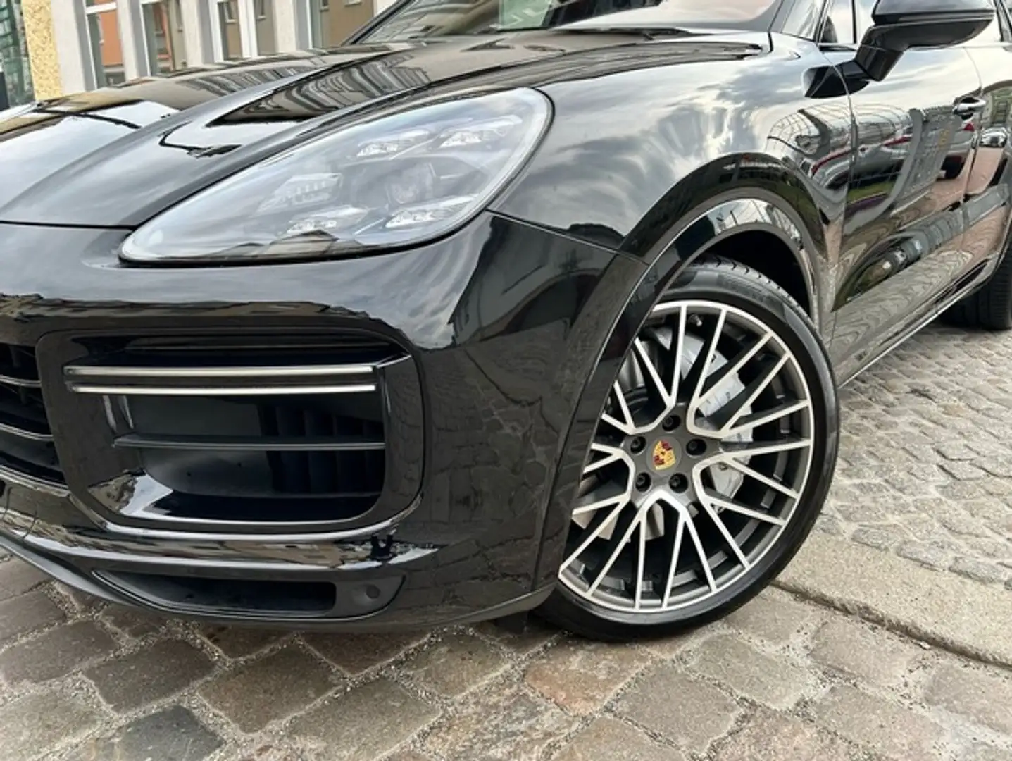 Porsche Cayenne Coupe Turbo*MATRIX*PANO*HUD*CHRONO*360° - 2
