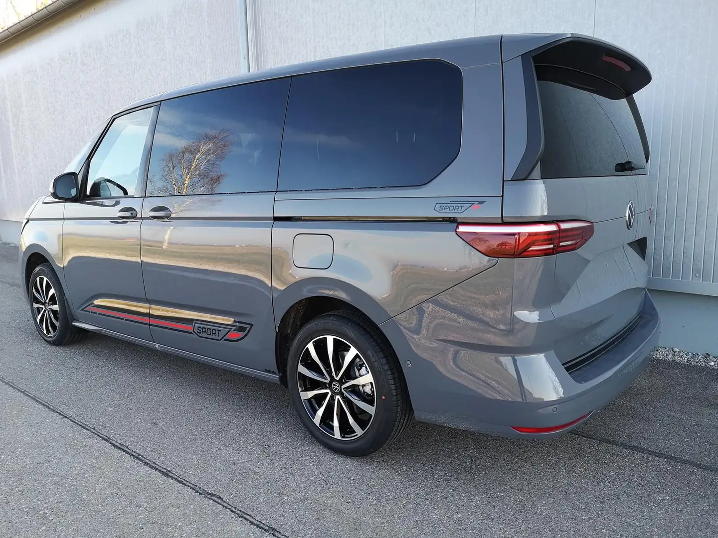 Volkswagen T7 Multivan 1,5eHybrid DSG 4Motion Sport Edition Lite LÜ 7 Sit Gris - 2
