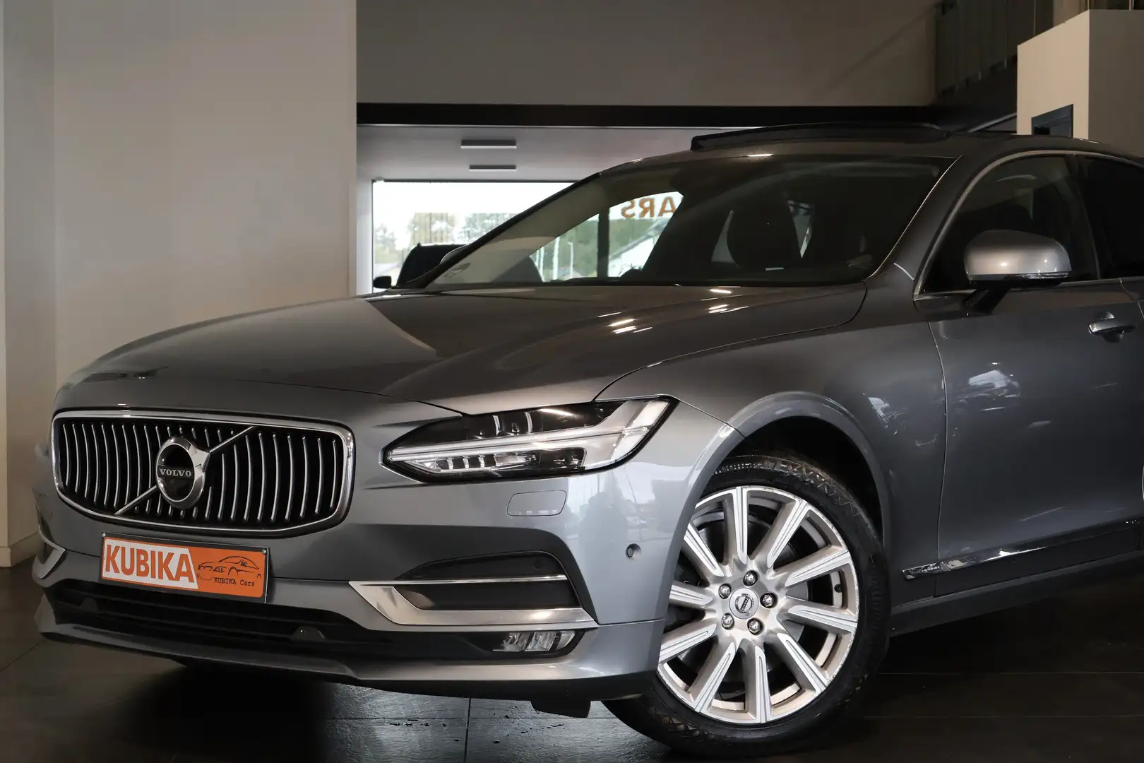 Volvo S90 S90 D5 AWD Geartronic Inscription *BTW* ACC 12M* Grau - 2