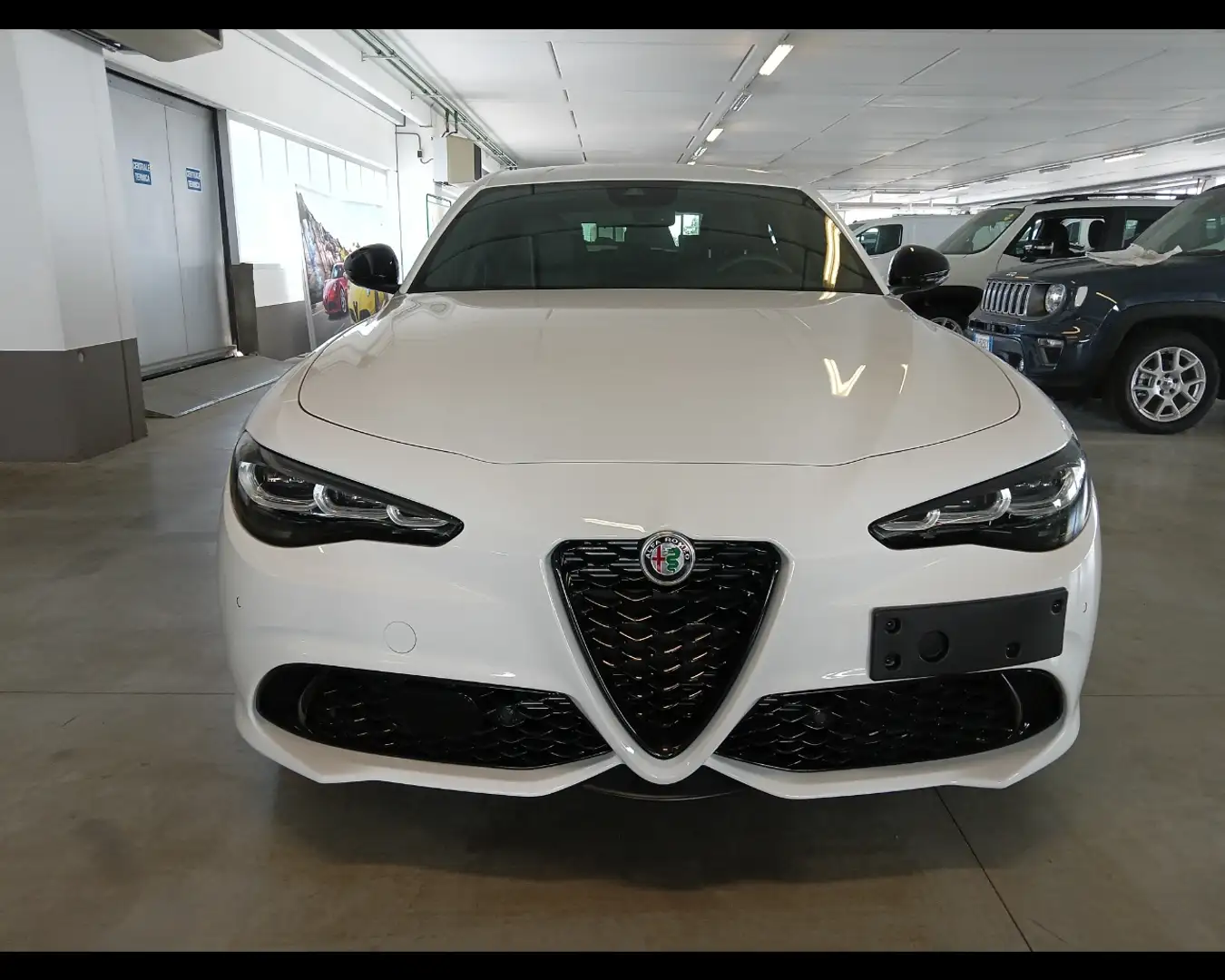 Alfa Romeo Giulia 2.2 Turbo Veloce Blanc - 1