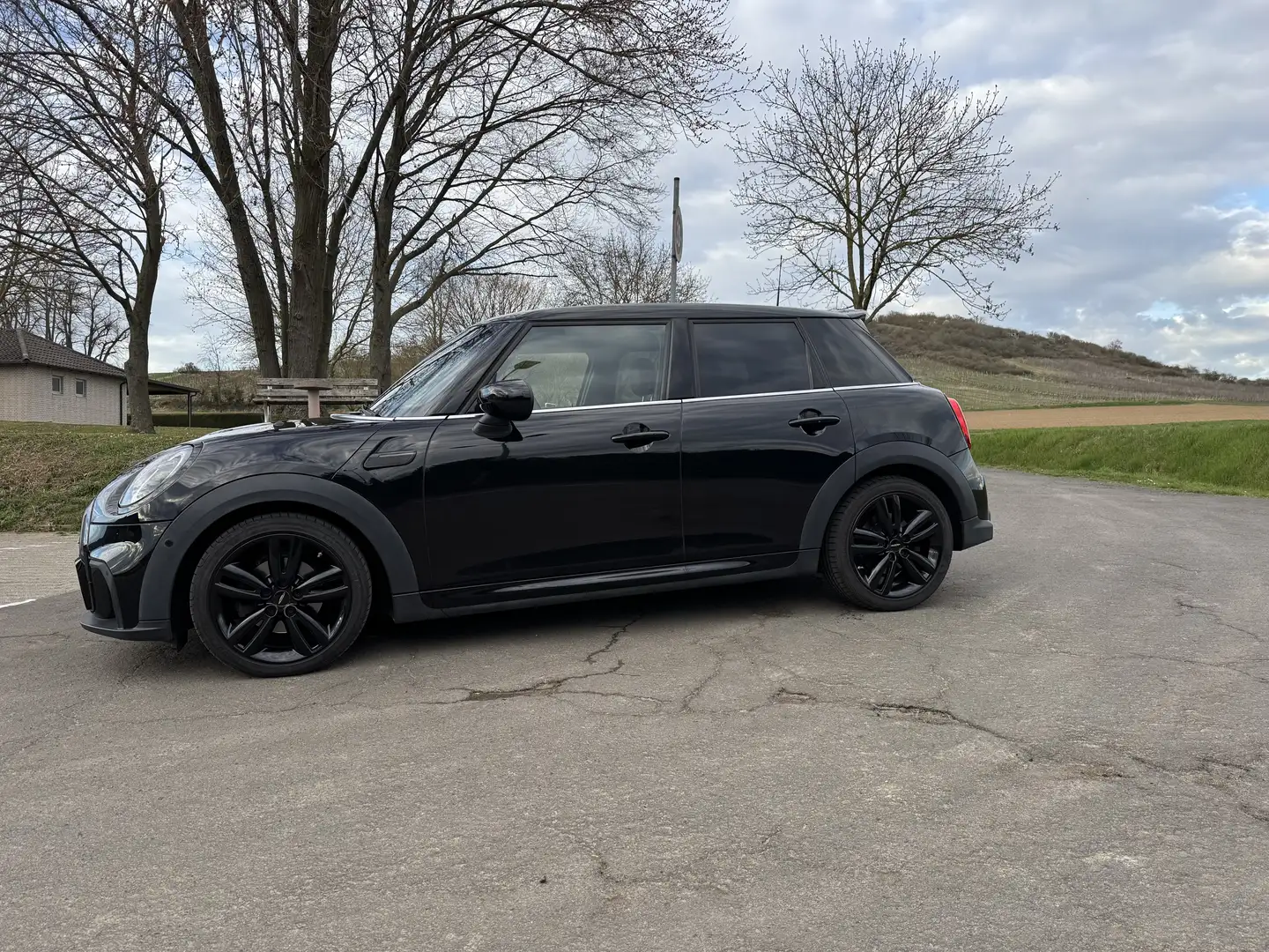 MINI Cooper Cooper John Cooper Works Trim Schwarz - 1