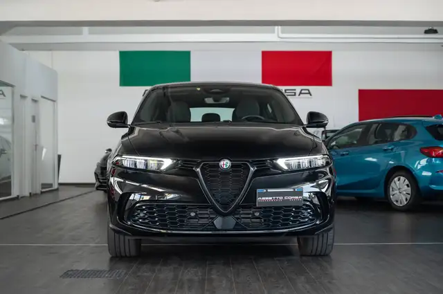 Alfa Romeo Tonale view 2