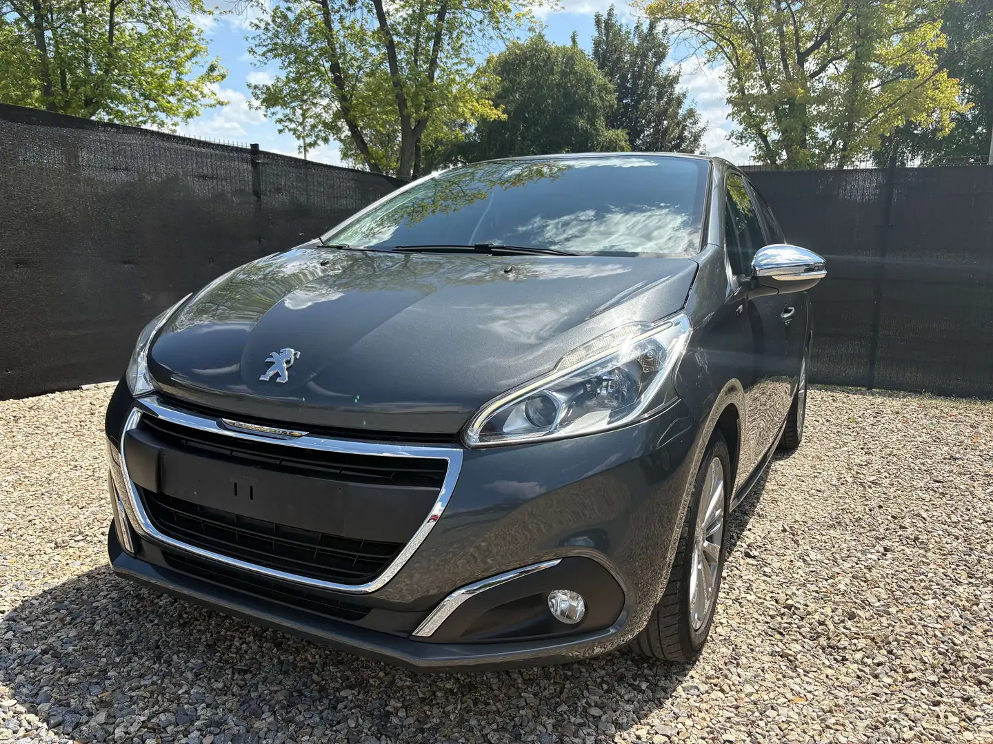 Peugeot 208 208 1.2i PureTech Style /1E PROP-NAVI-EUR6B/ Gris - 2