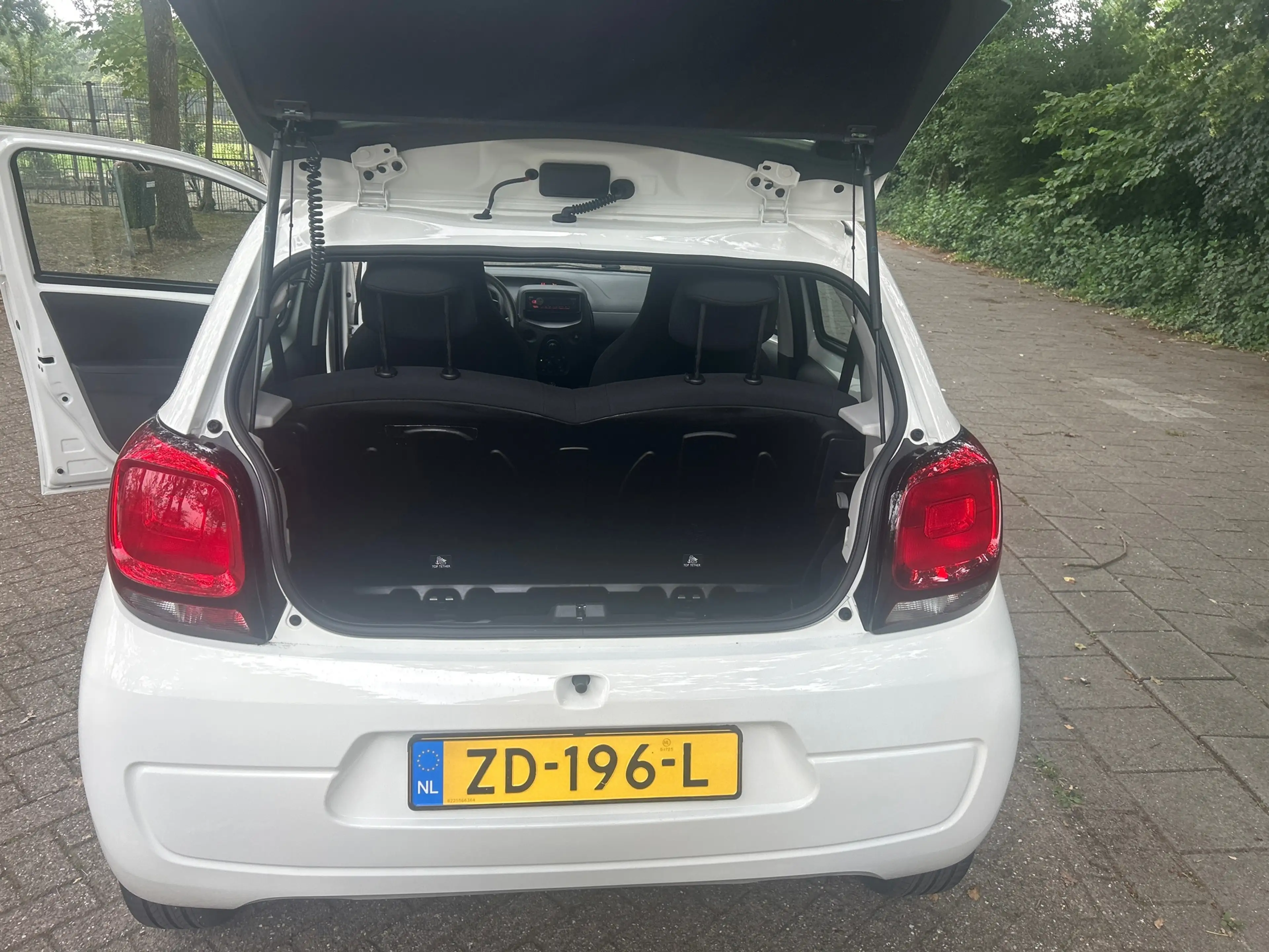 Citroen C1 1.0 VTi Feel — photo 9