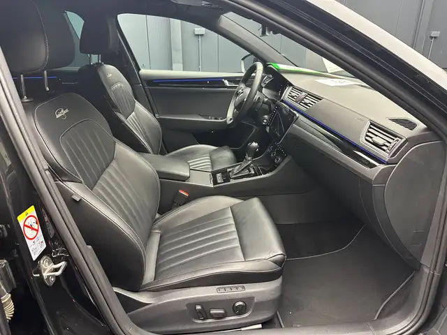 Skoda Superb view 10