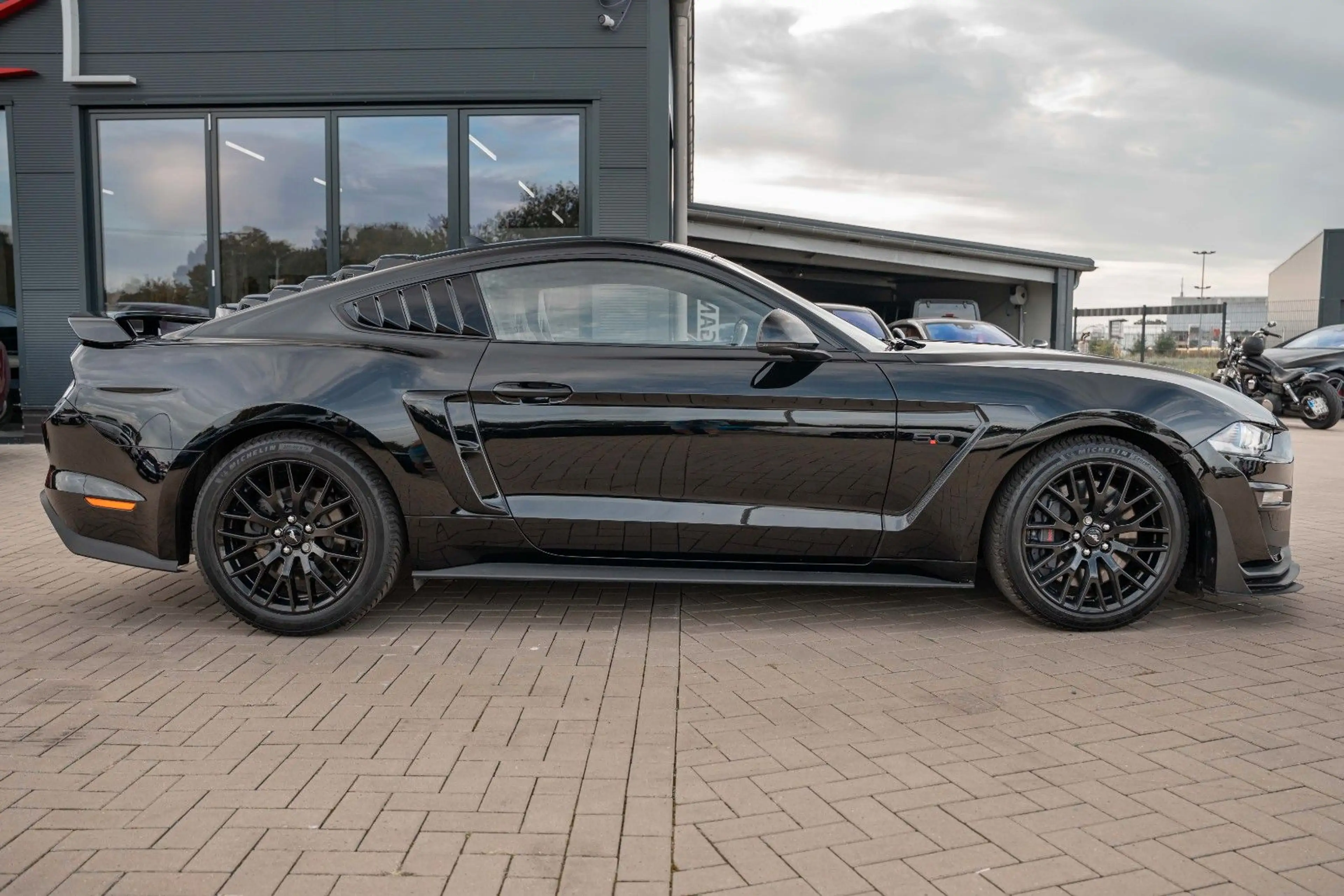 Ford Mustang GT 5,0 Gt 500 SHELBY RECARO ACC VOLL — photo 12