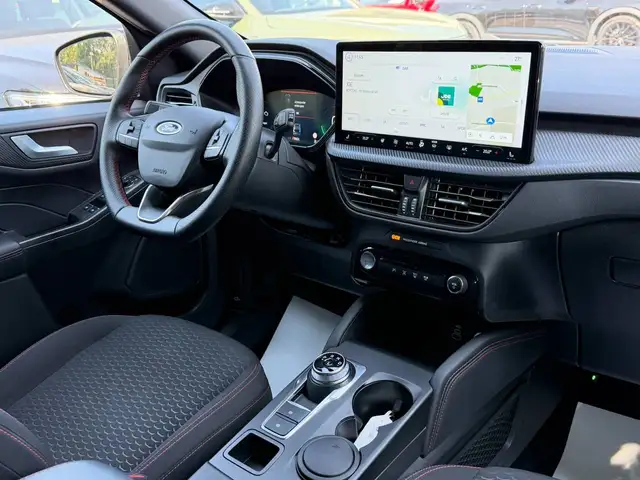 Ford Kuga view 5