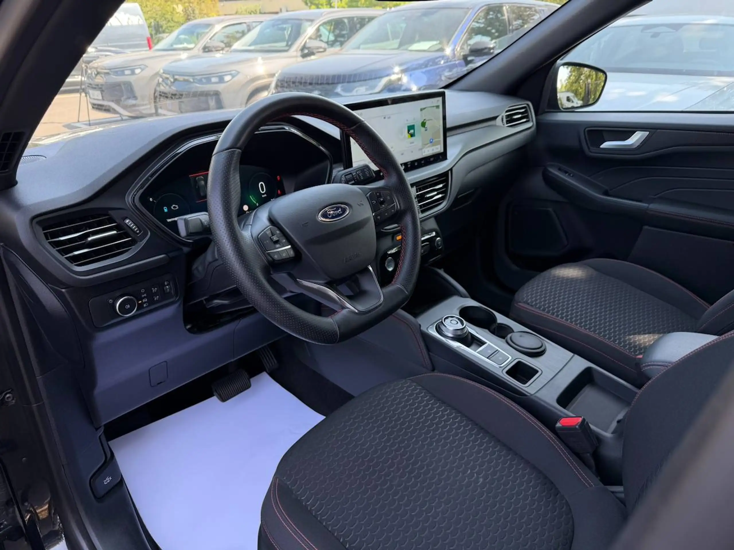 Ford Kuga FHEV ST-LINE LED CAMERA CARPLAY ZETEL- EN STUURVERWARMING — 4/18