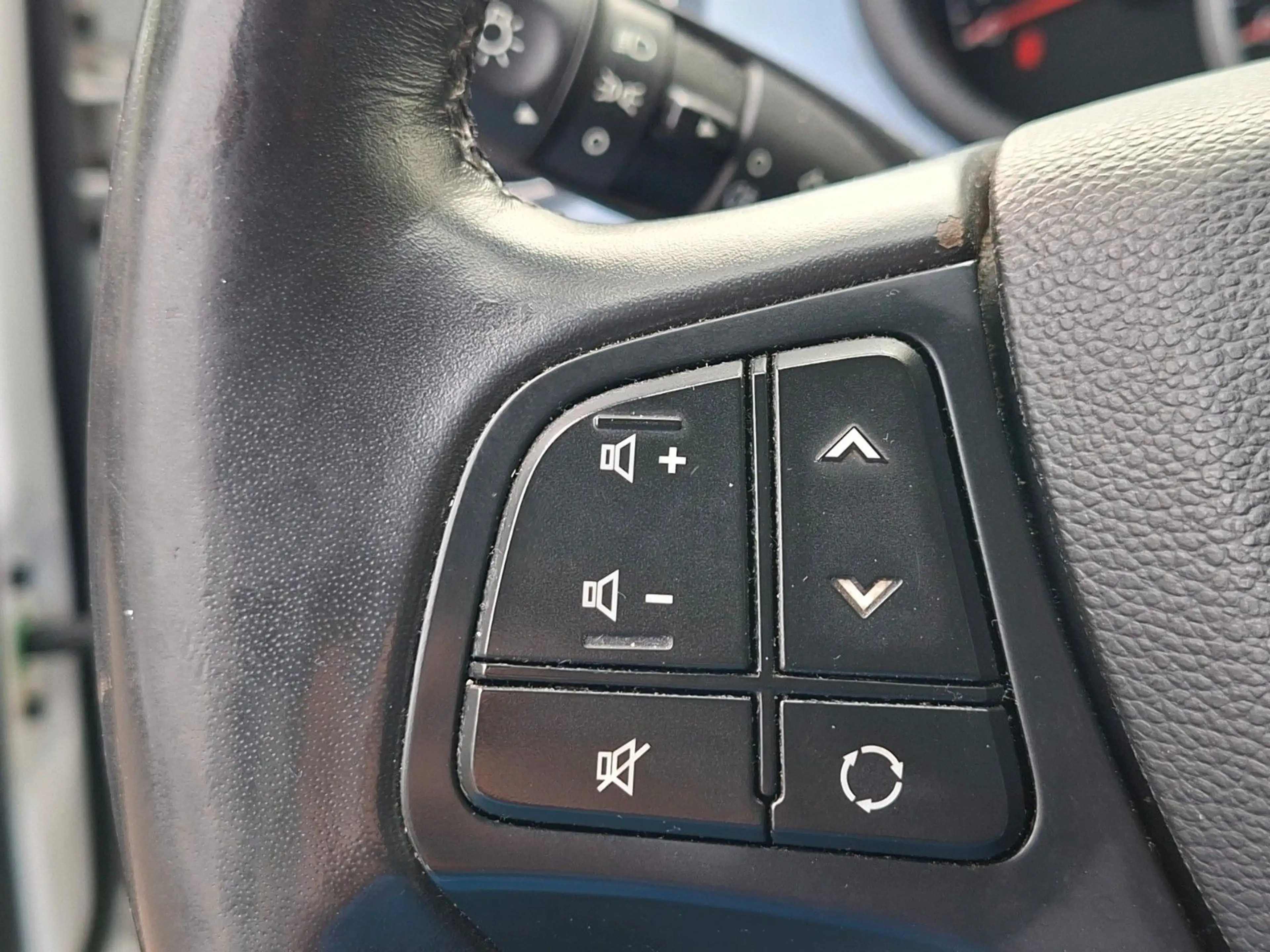 Hyundai i10 Trend Sicherheitspaket Klima PDC — photo 9