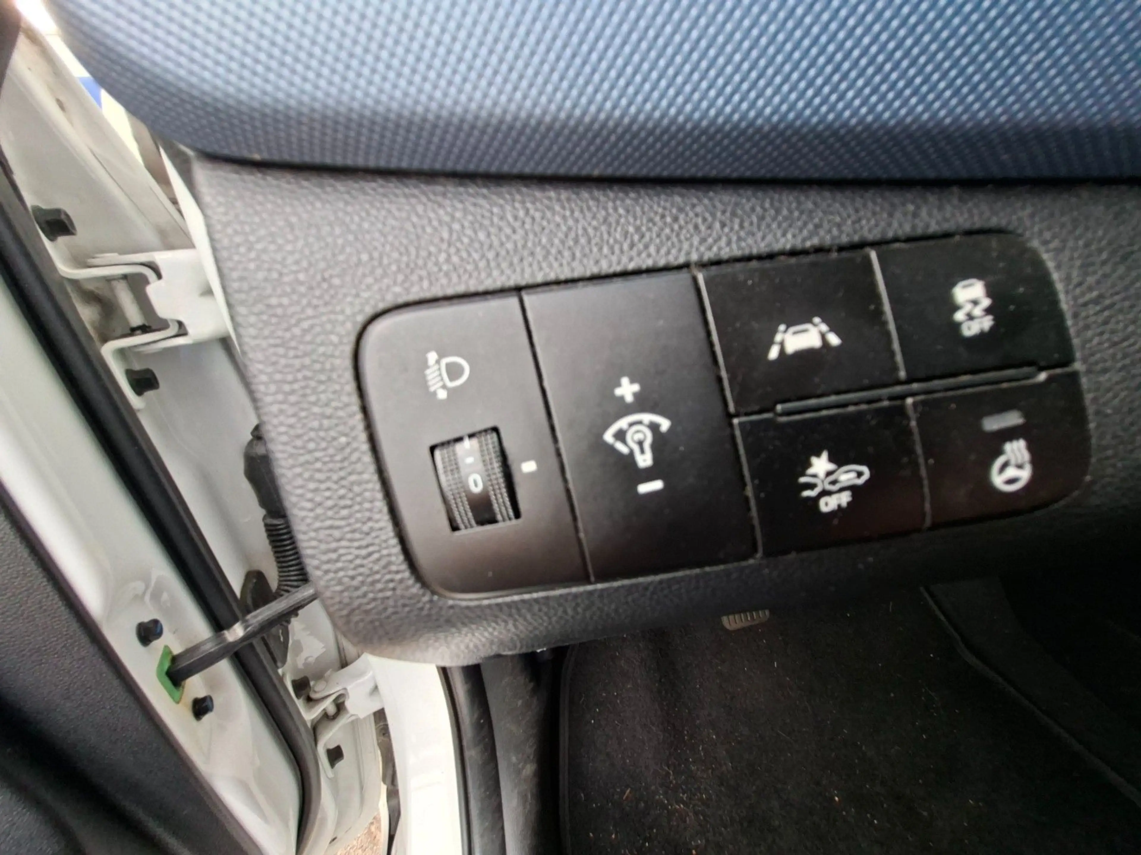 Hyundai i10 Trend Sicherheitspaket Klima PDC — photo 15