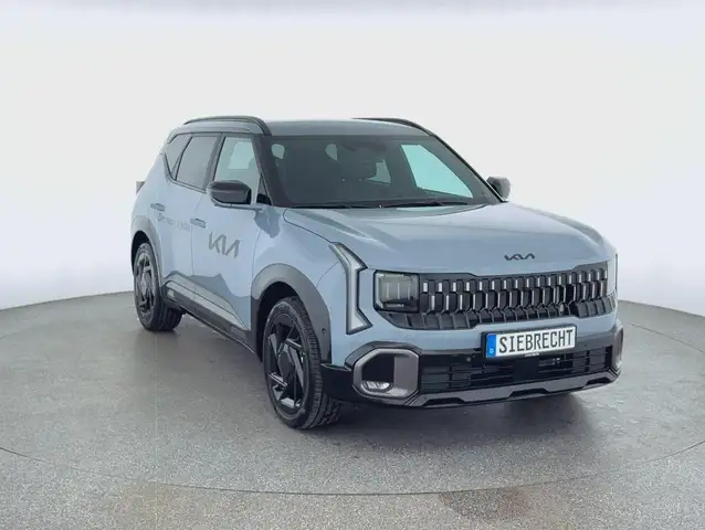 Kia Seltos view 3