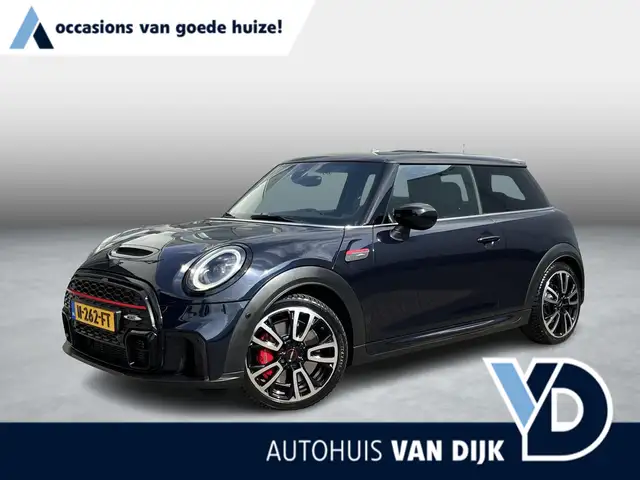 MINI John Cooper Works Mini 2.0 Essential 231 pk | NL-Auto/Leder/Pano-sch
