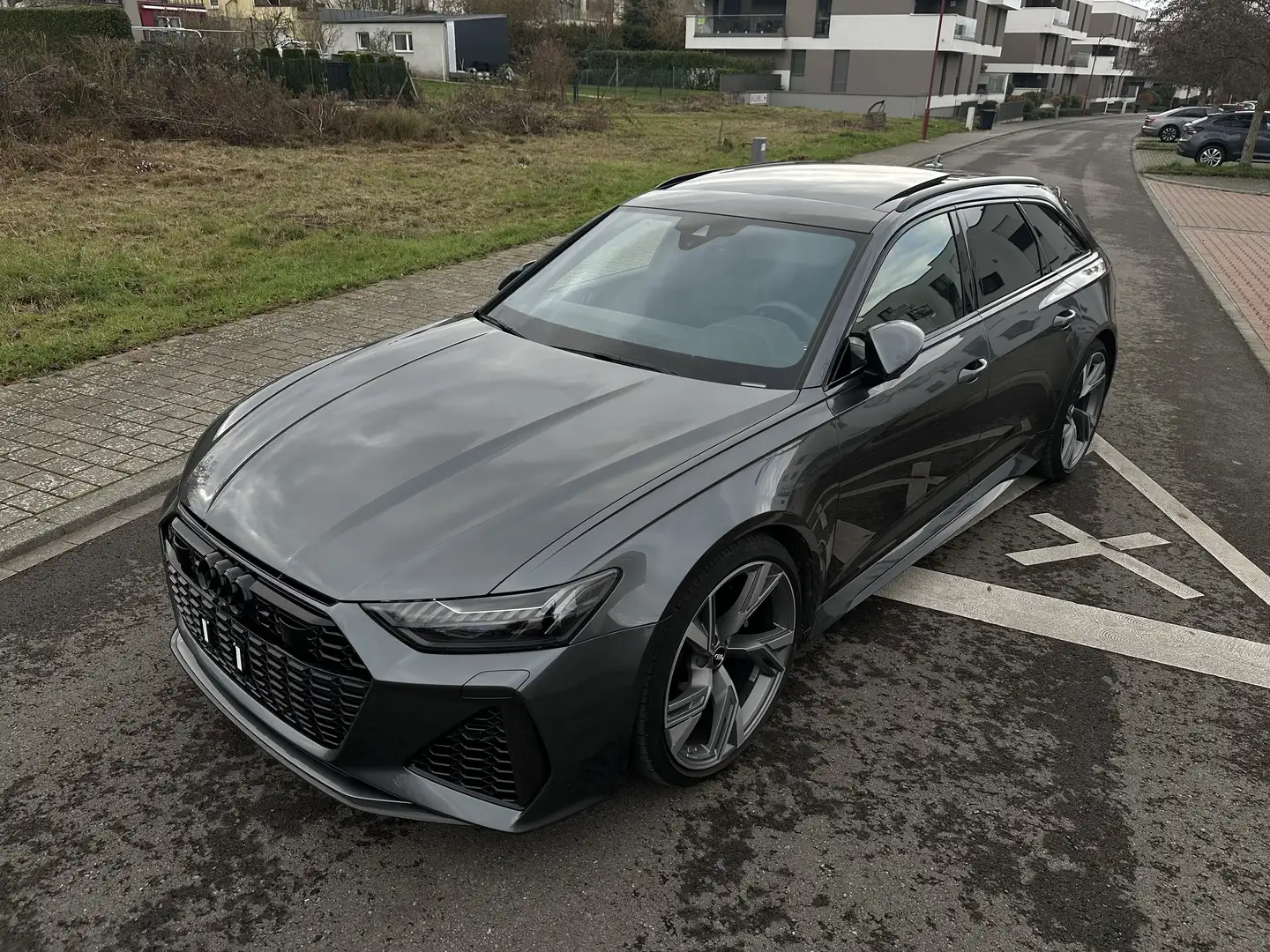 Audi RS6 Avant 4.0 TFSI quattro - très équipé - 1