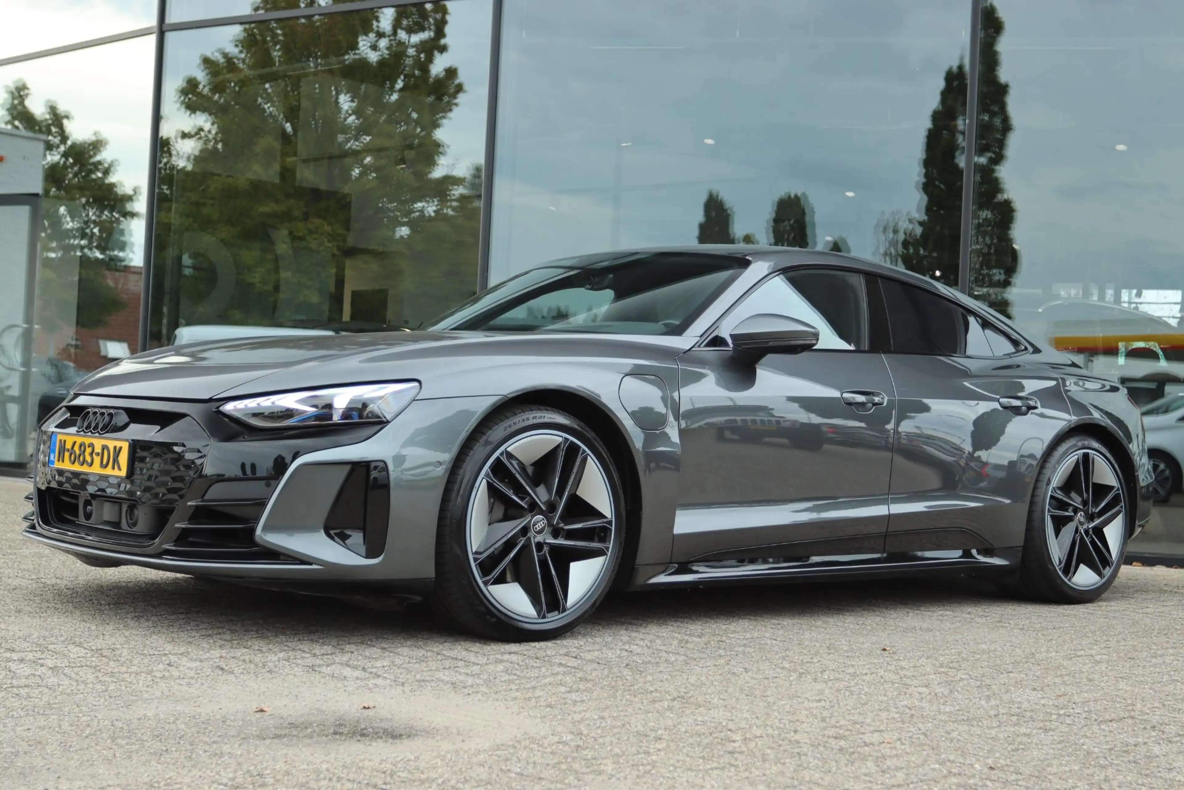 Audi e-tron GT GT 93 KWH 477PK | PANO | ORIG NL | ACC | B&O | MEM