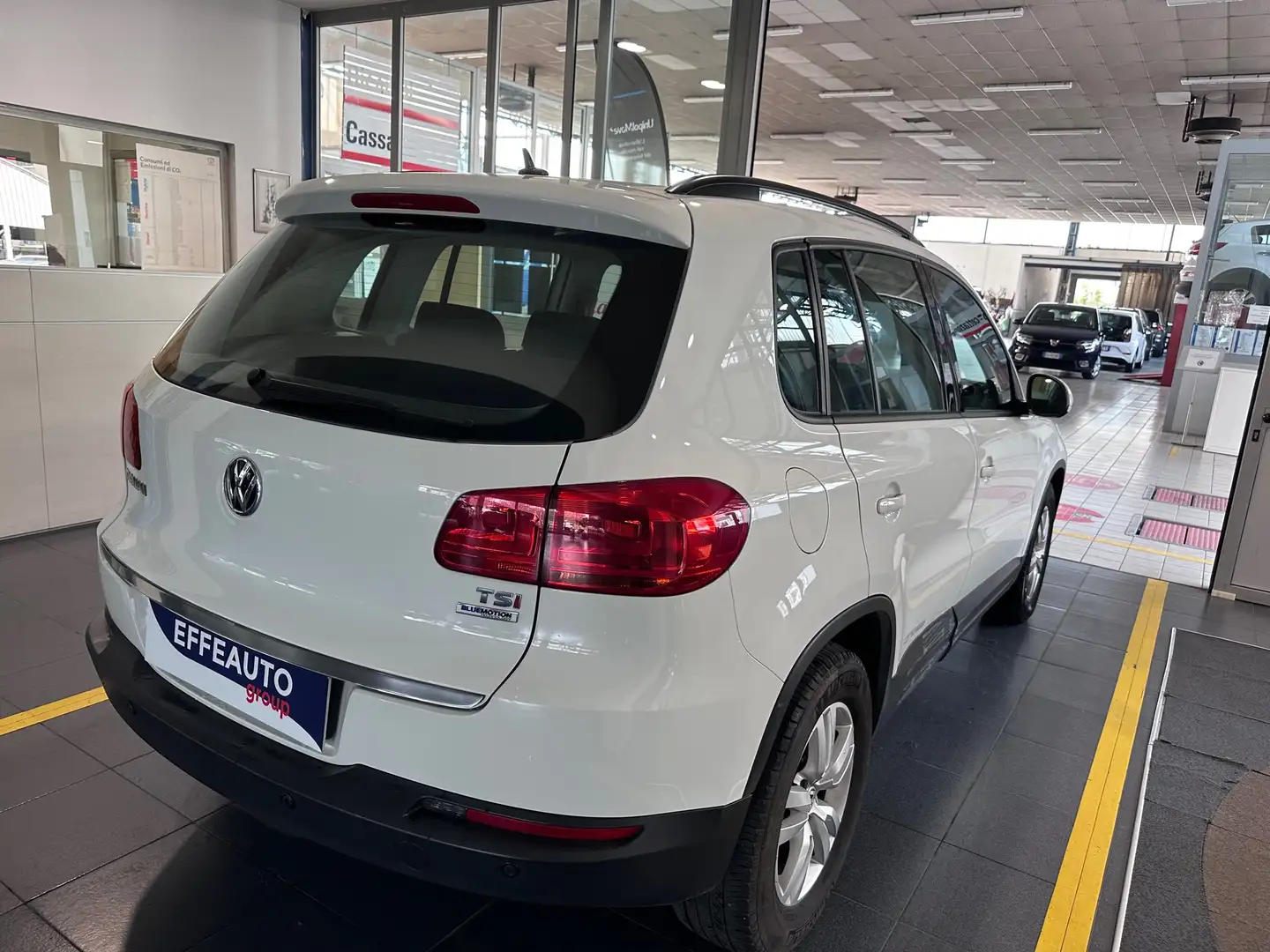 Volkswagen Tiguan 1.4 TSI 122cv Cross BlueMotion Technology Bianco - 2