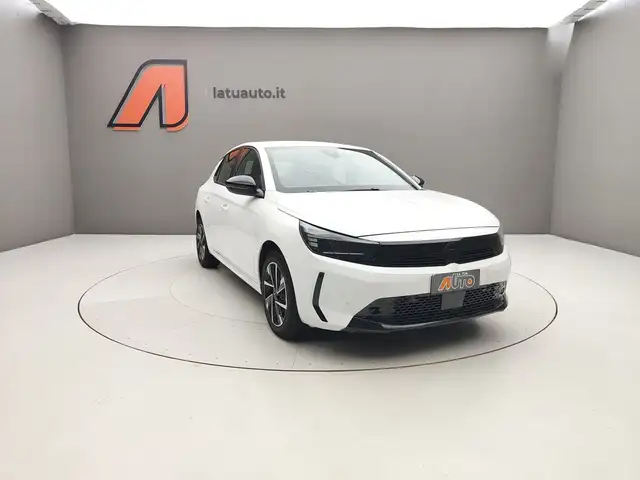 Opel Corsa view 3