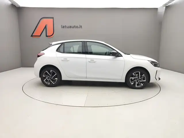 Opel Corsa view 8