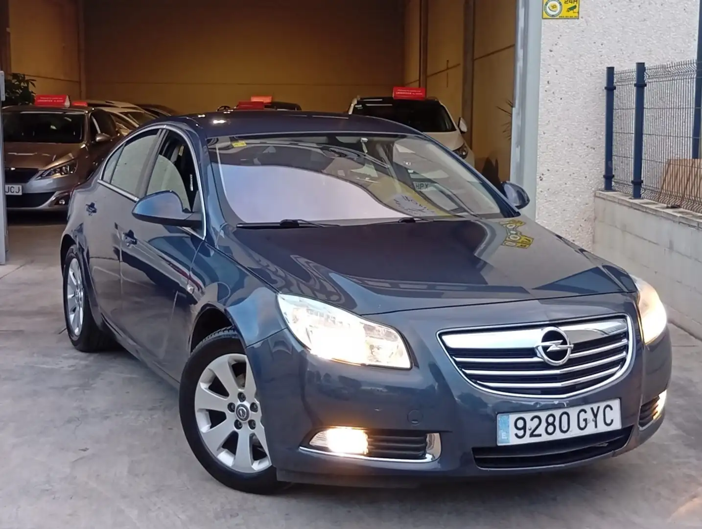 Opel Insignia 2.0CDTI EcoFlex Edition 130 Bleu - 2