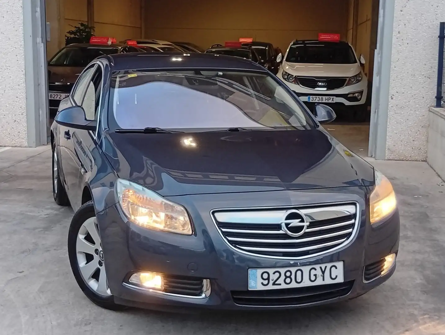 Opel Insignia 2.0CDTI EcoFlex Edition 130 Bleu - 1