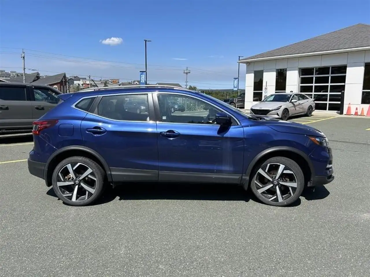 Nissan Qashqai снимка Nissan Qashqai