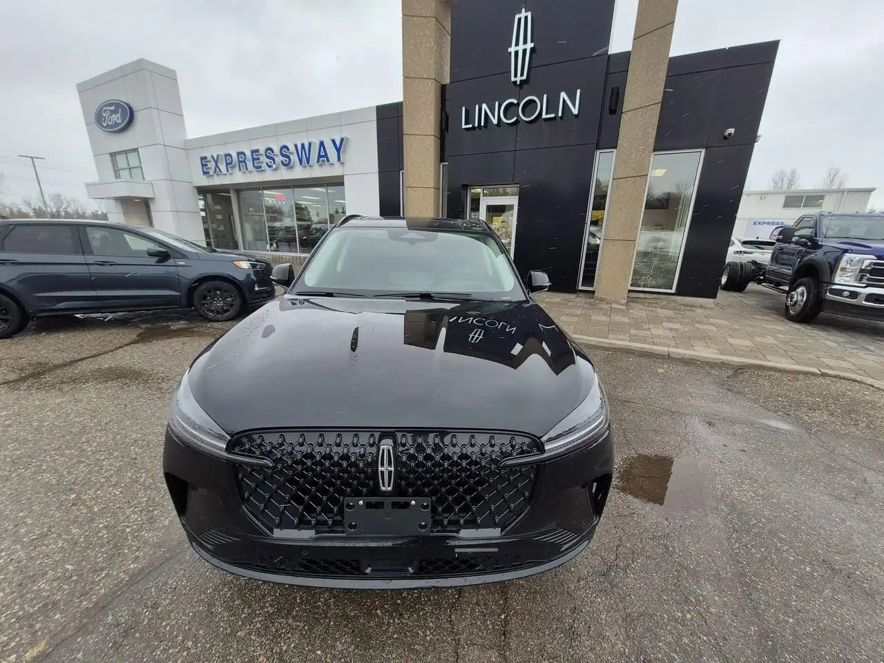 Lincoln Aviator снимка Lincoln Aviator