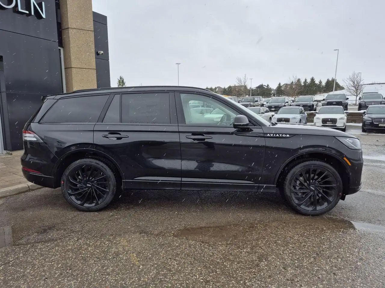 Lincoln Aviator снимка Lincoln Aviator