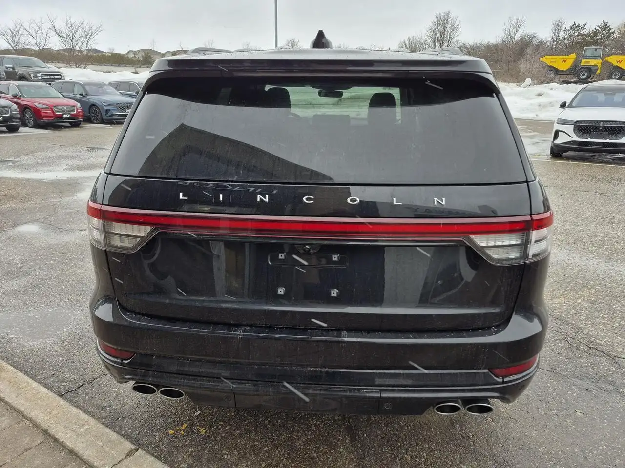 Lincoln Aviator снимка Lincoln Aviator