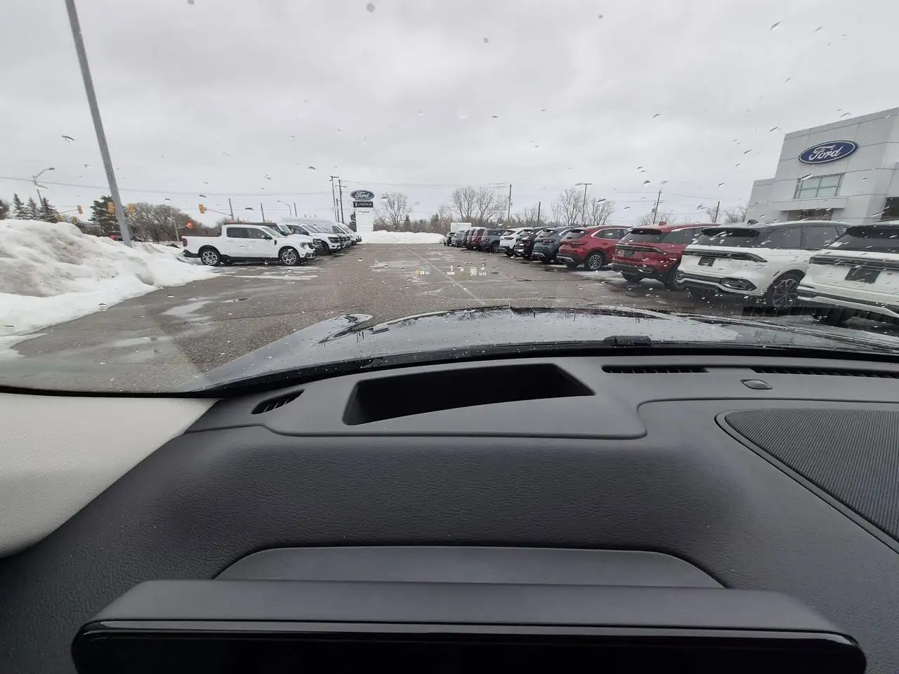 Lincoln Aviator снимка Lincoln Aviator
