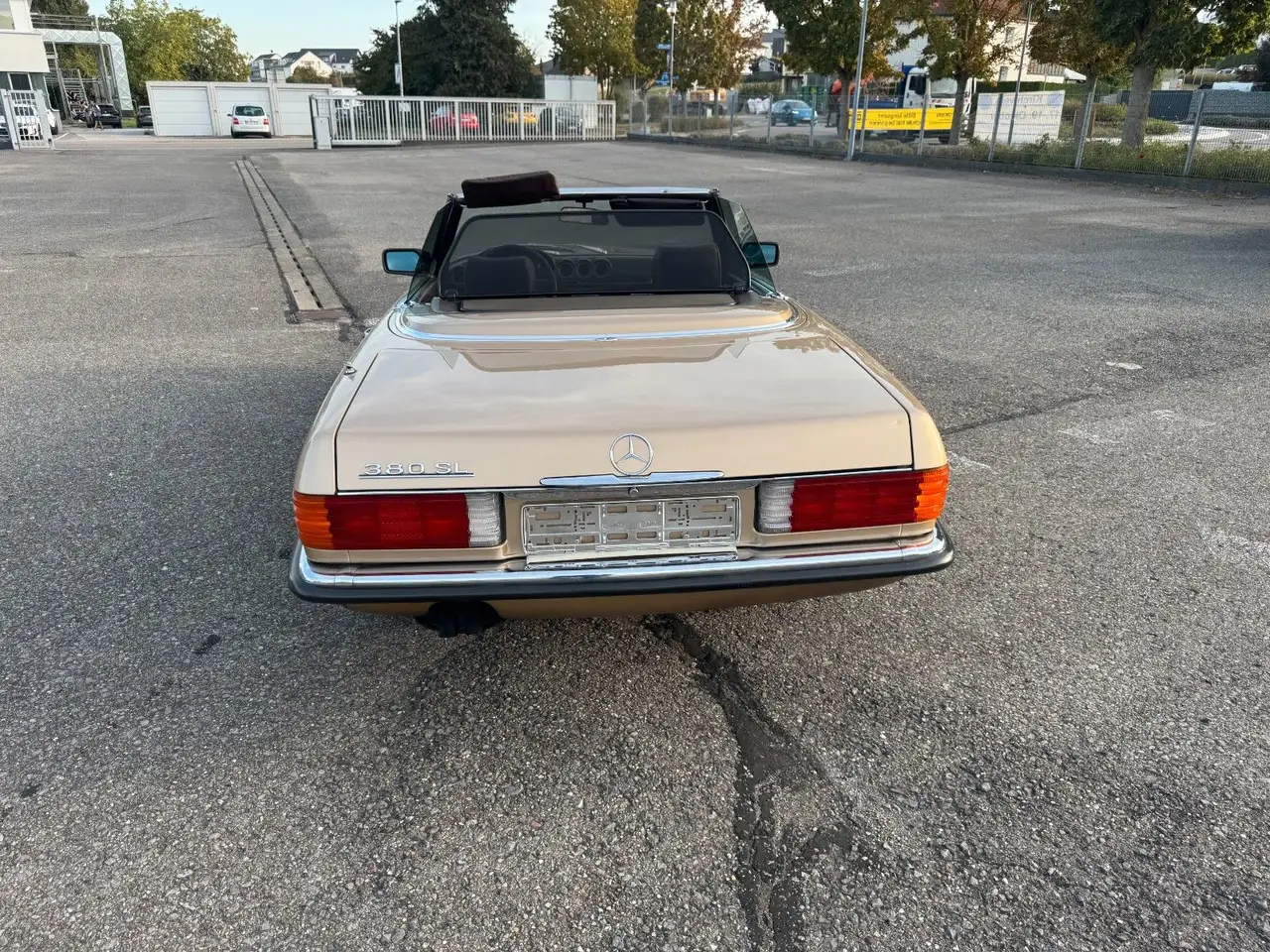 Mercedes-Benz SL 380 Deutsches Fahrzeug Klima SHZ ALU H-Kenn, foto 6