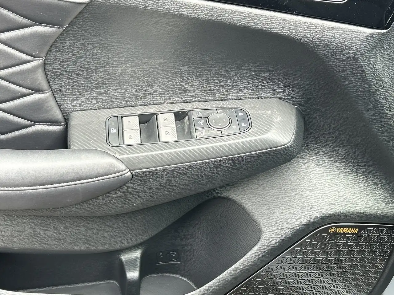 Mitsubishi Outlander снимка Mitsubishi Outlander