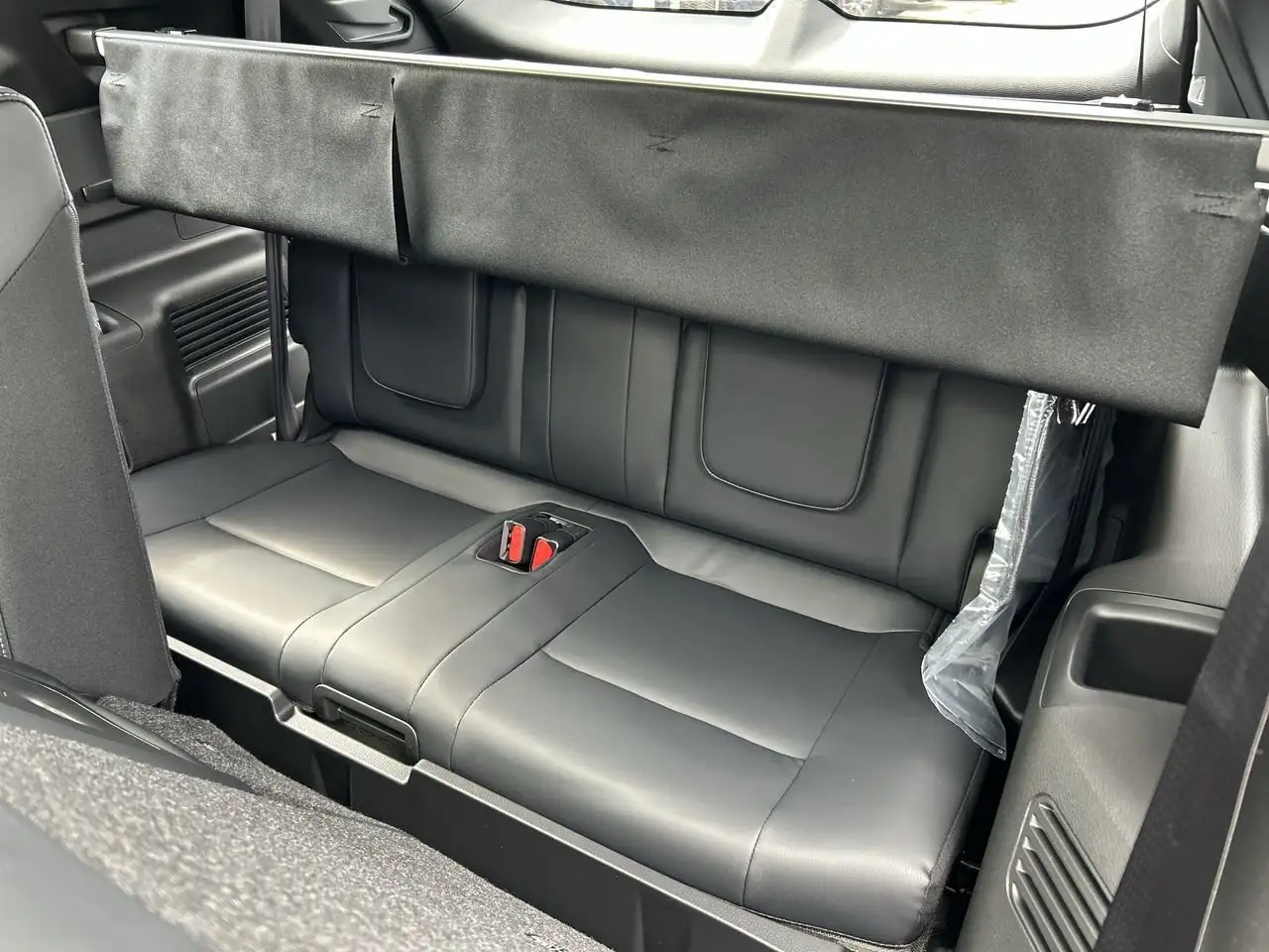 Mitsubishi Outlander снимка Mitsubishi Outlander