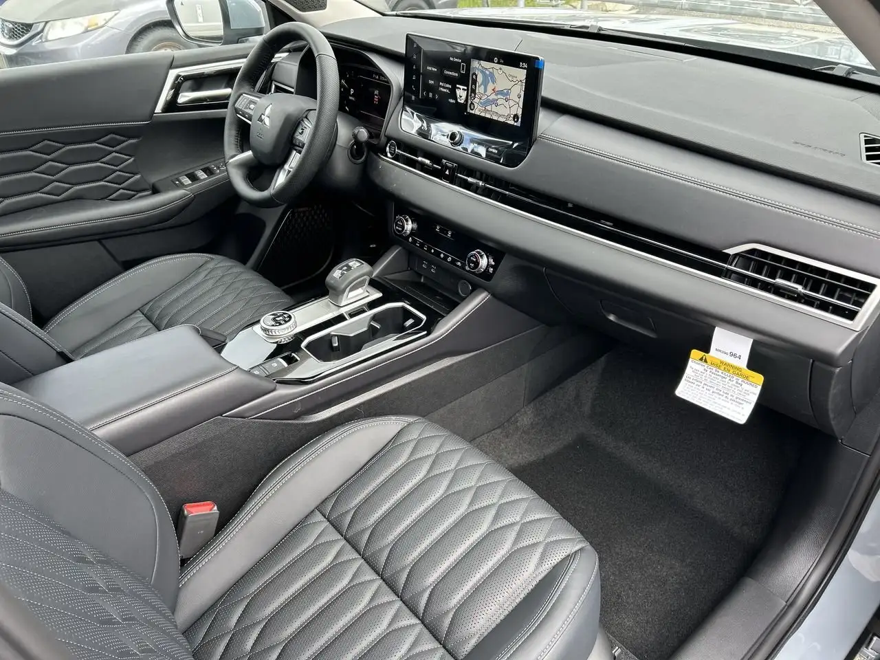 Mitsubishi Outlander снимка Mitsubishi Outlander