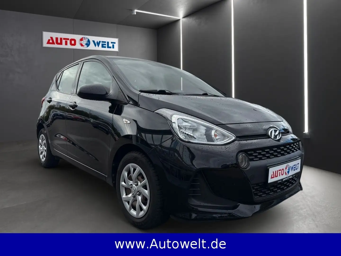 Hyundai i10 Classic 1.0 5-trg. Klimaanlage Schwarz - 2