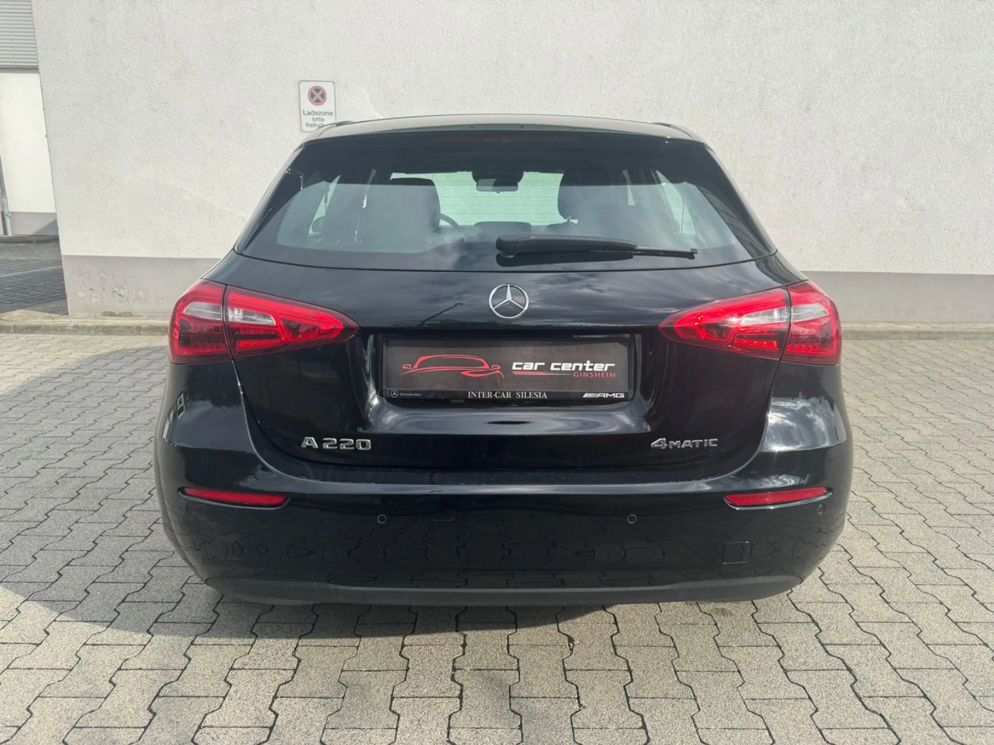 Mercedes-Benz A 220 4Matic (WIDESCREEN NAVI/AUT.) — photo 4